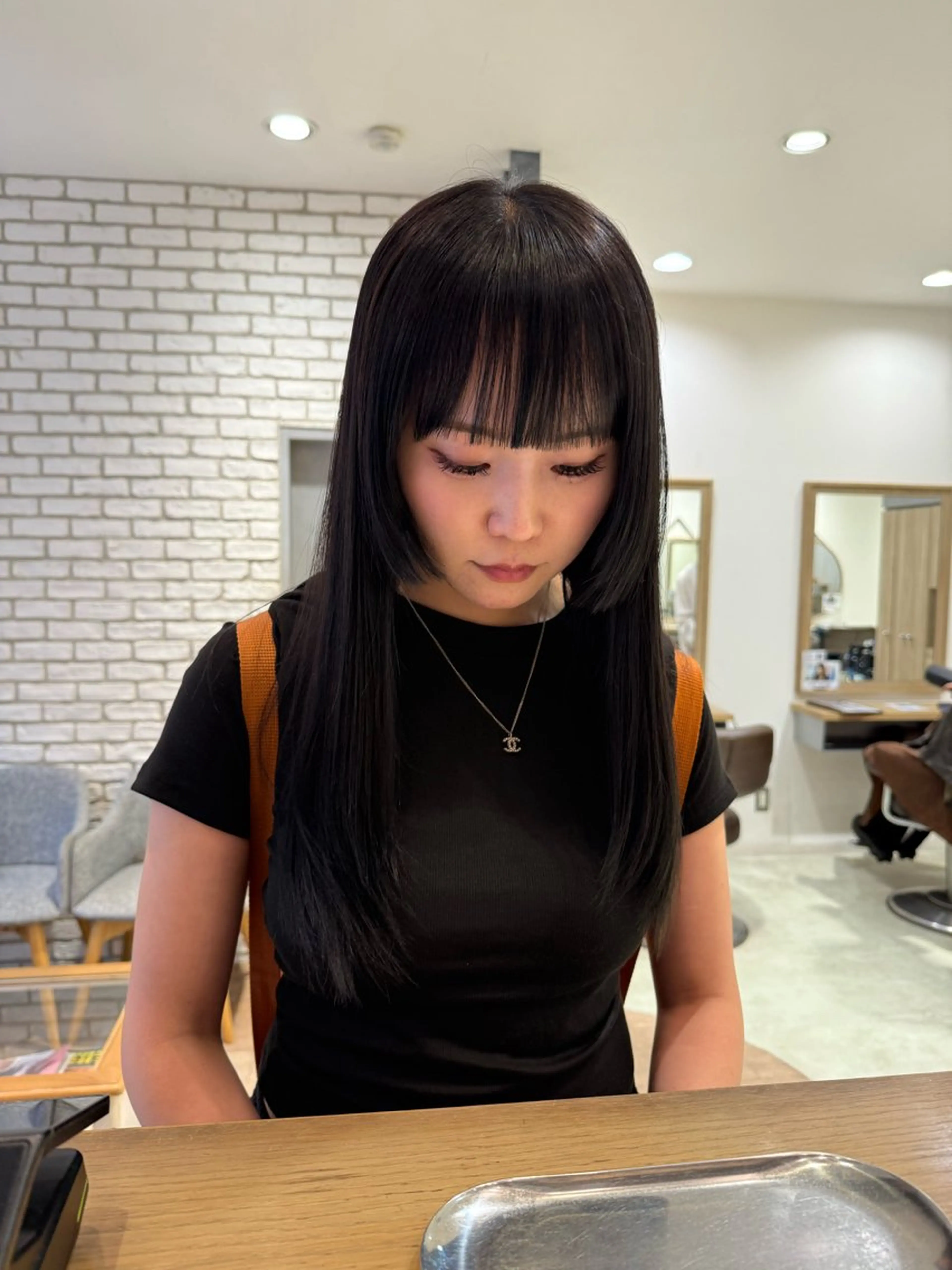 ロング カット ヘアカラー トリートメント 🩰 柔らかいカラー tomomi🌛のヘアスタイル