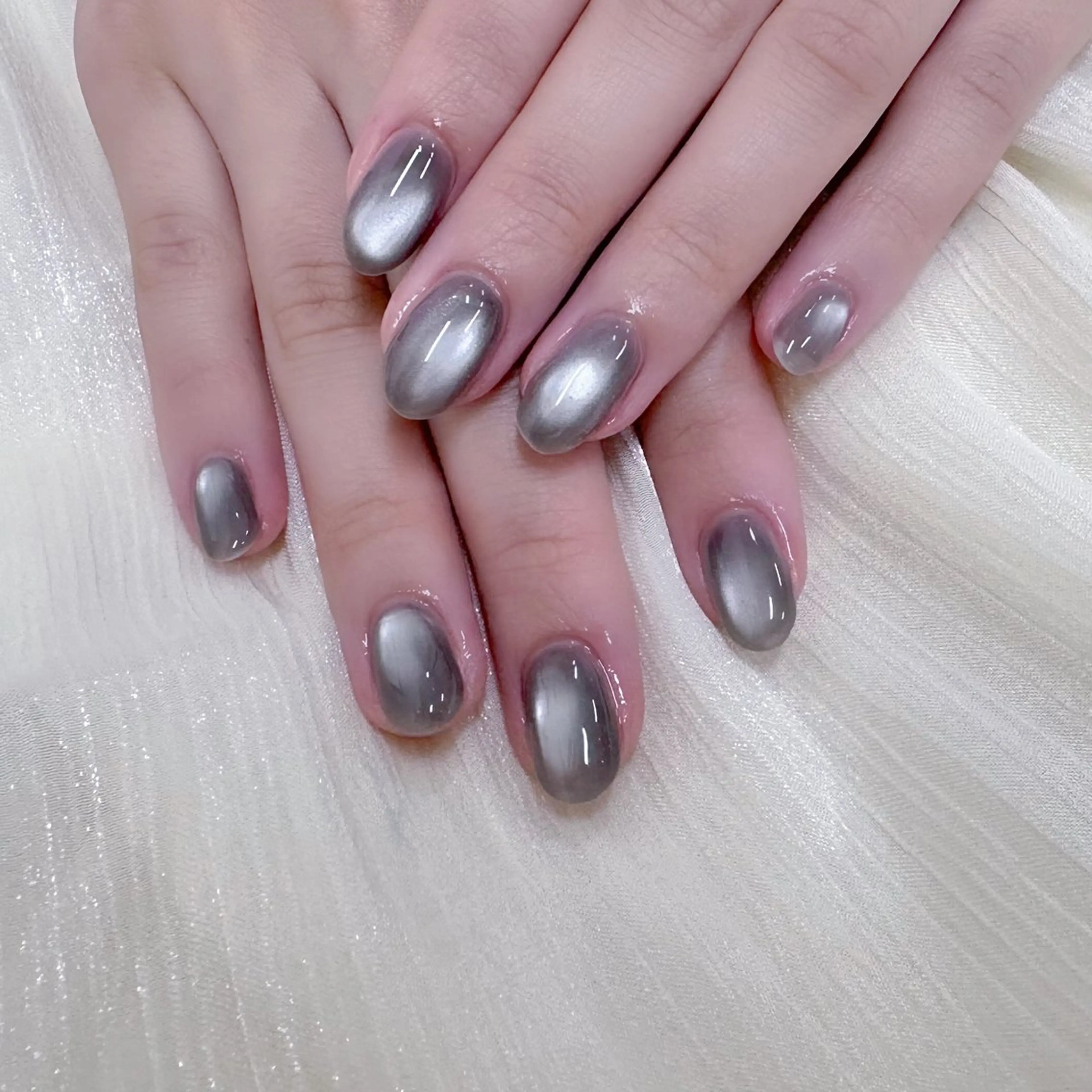 ネイル マグネットネイル オフィスネイル ワンカラーネイル ピンク シンプルネイル ハンドネイル Salon GEMのネイルデザイン