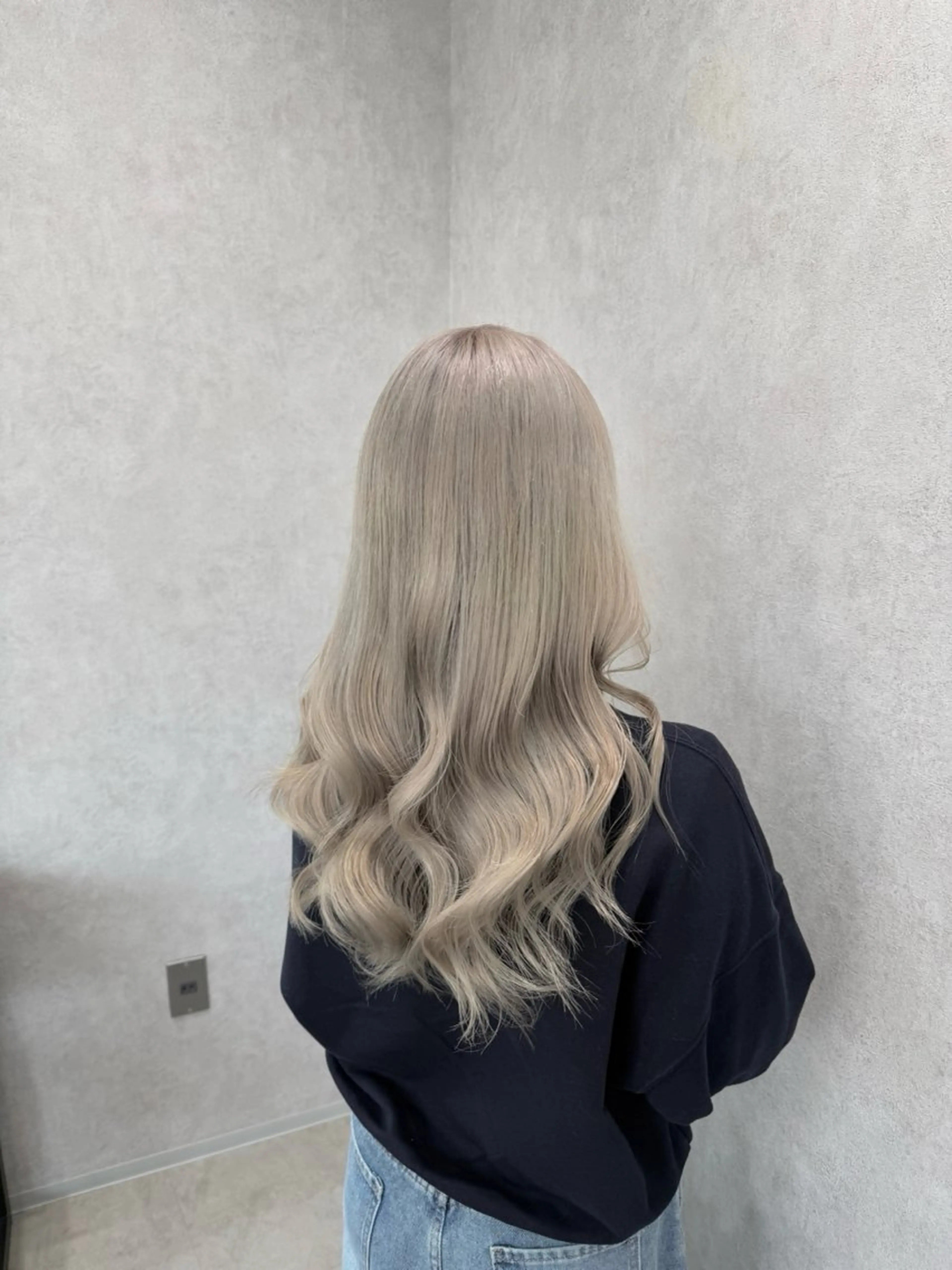 カラー ベージュカラー ホワイトベージュ 🩷hair salon dot. tokyo color 🩷所属・ハイトーンカラー ⌇Hao 🎀✮のヘアスタイル