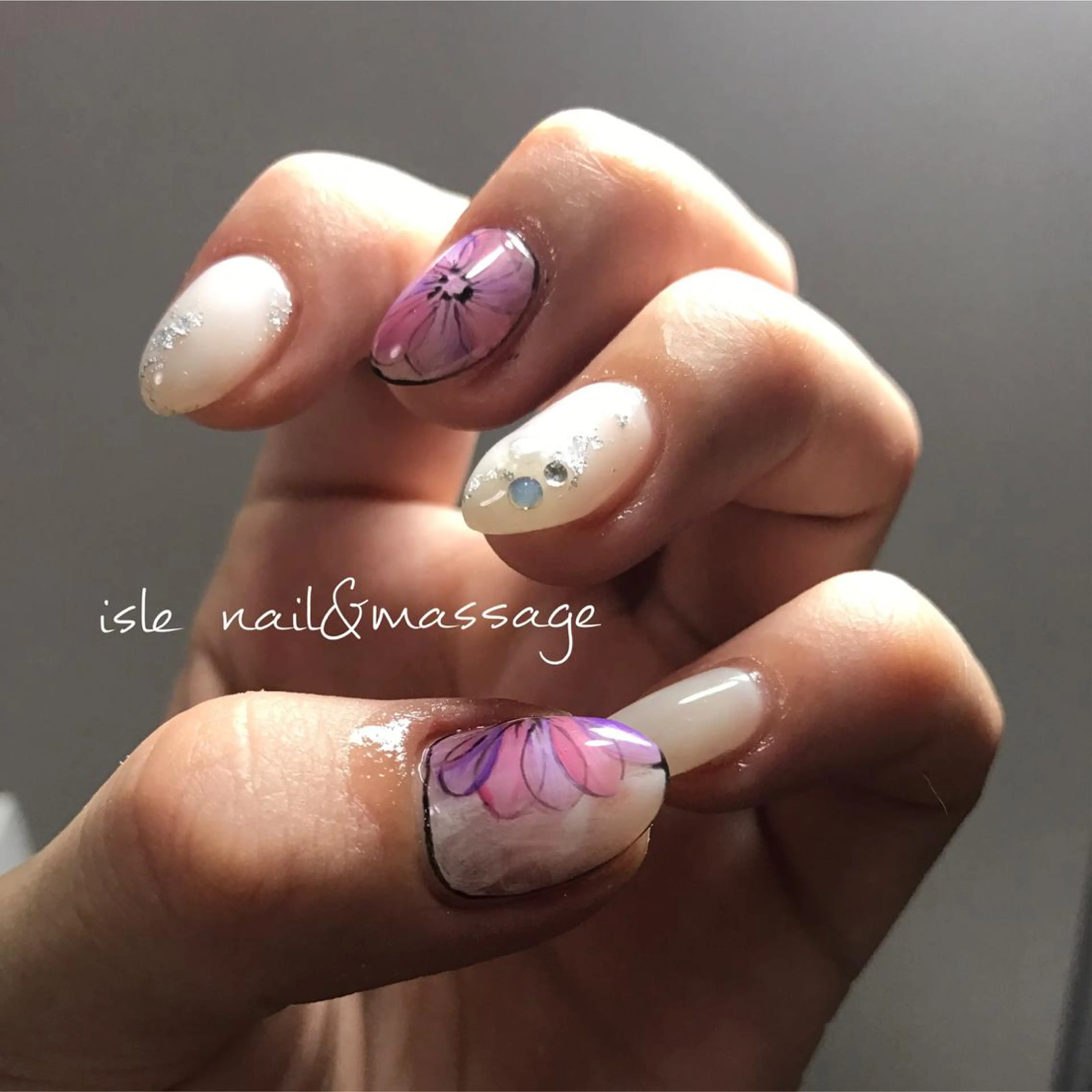 ネイル isle 巻き爪・フットケア専門店所属・【巻き爪・フットケア 専門店】SAKI🕊のネイルデザイン