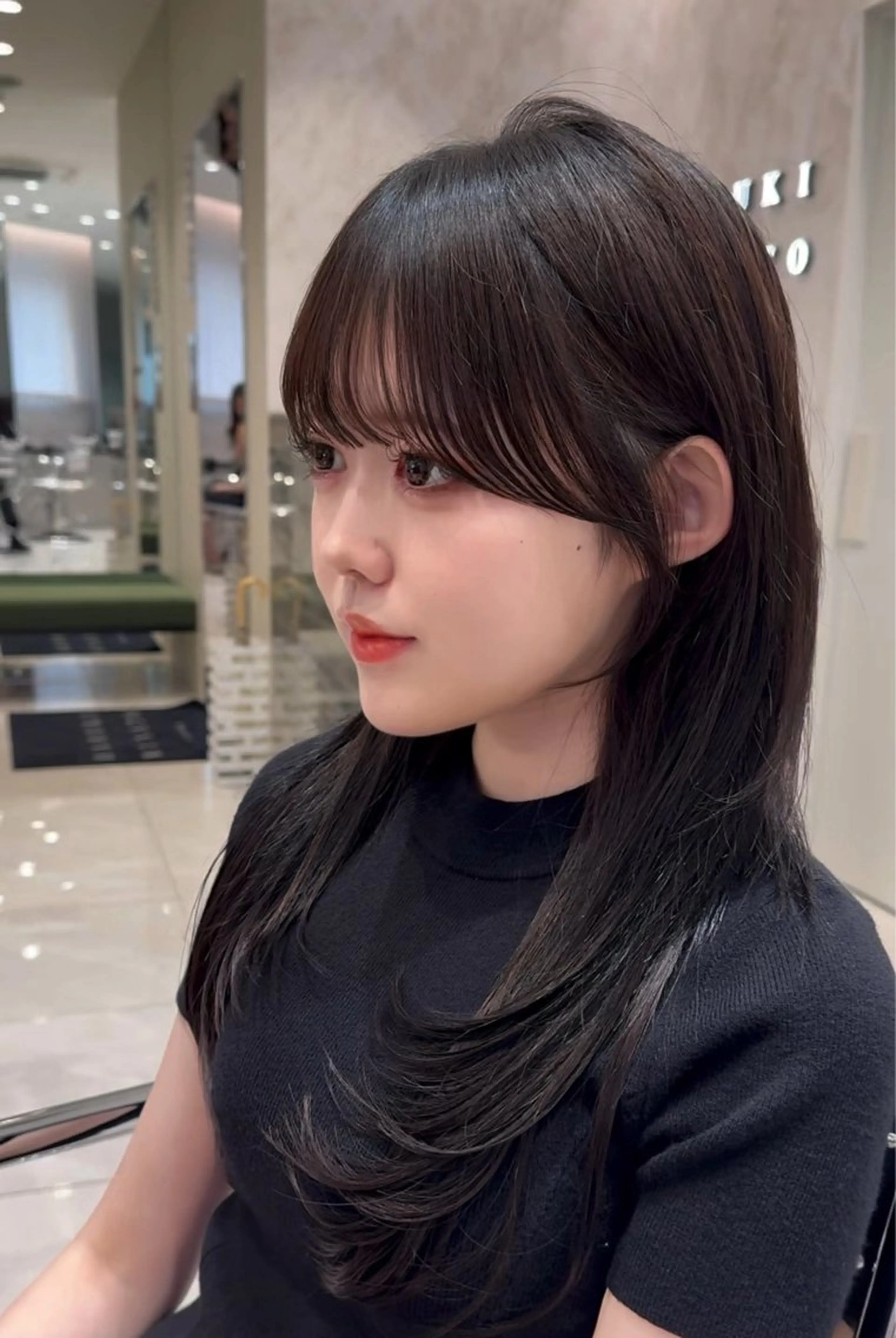 ロング HARUKI  MINATO Japan並木店所属・横畠 樹里のヘアスタイル