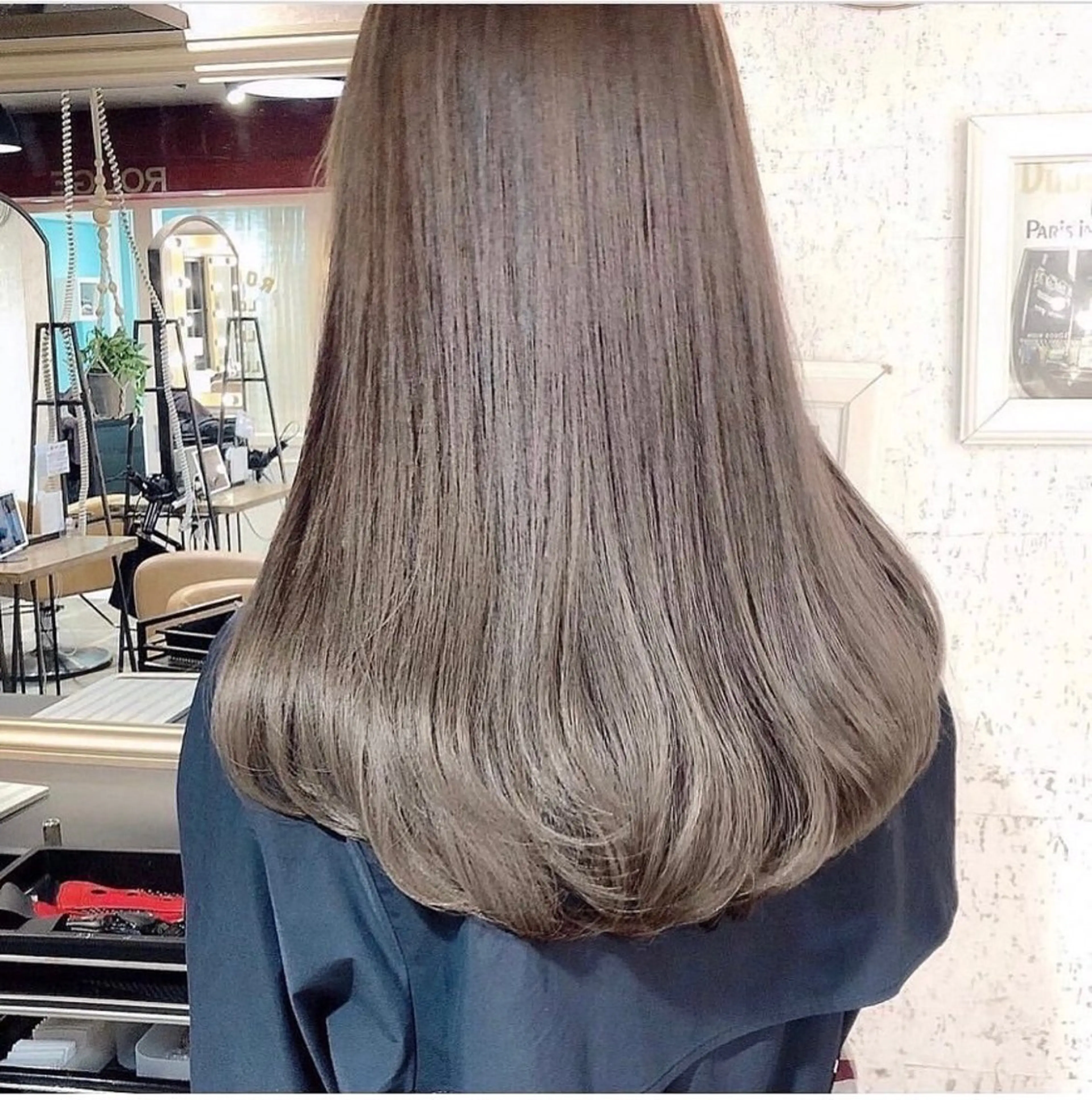ロング カラー ヘアアレンジ グレージュ ヘアカラー トリートメント 🍀似合わせカラー 髪質改善　YUTOのヘアスタイル