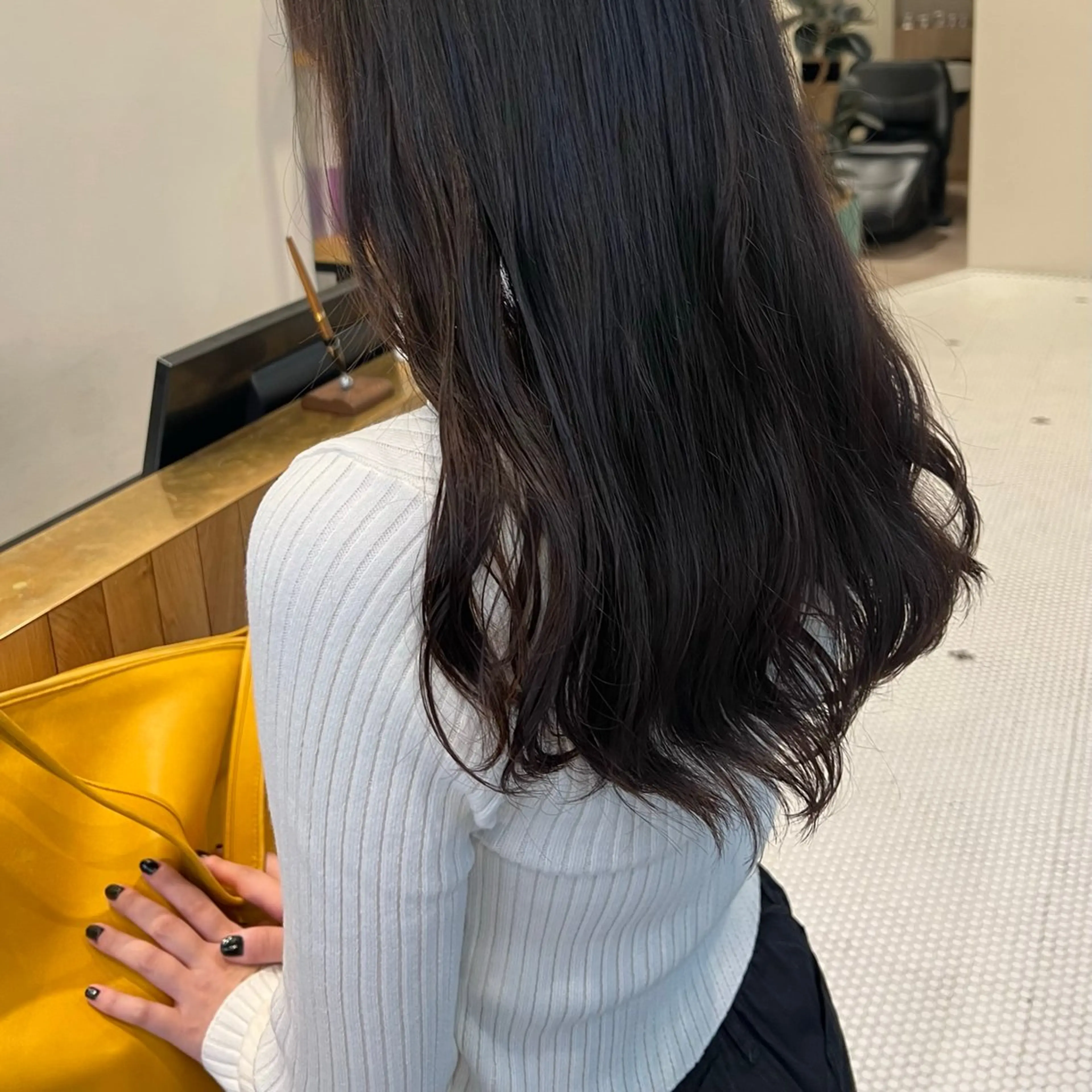 ミディアム パーマ トリートメント 🐋湊 ゆうき /レイヤーカット🫧のヘアスタイル