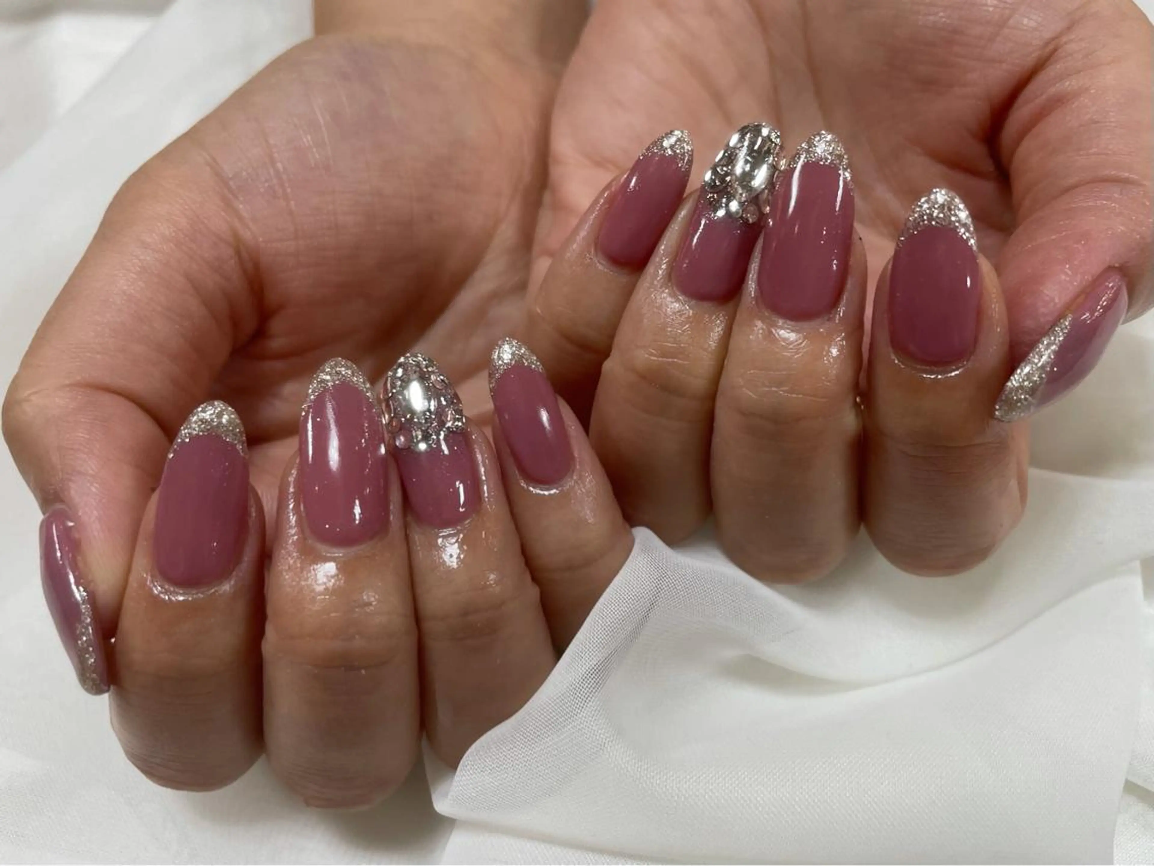 ネイル フレンチネイル キラキラネイル ラメ(グリッター) sugihara yuiのネイルデザイン