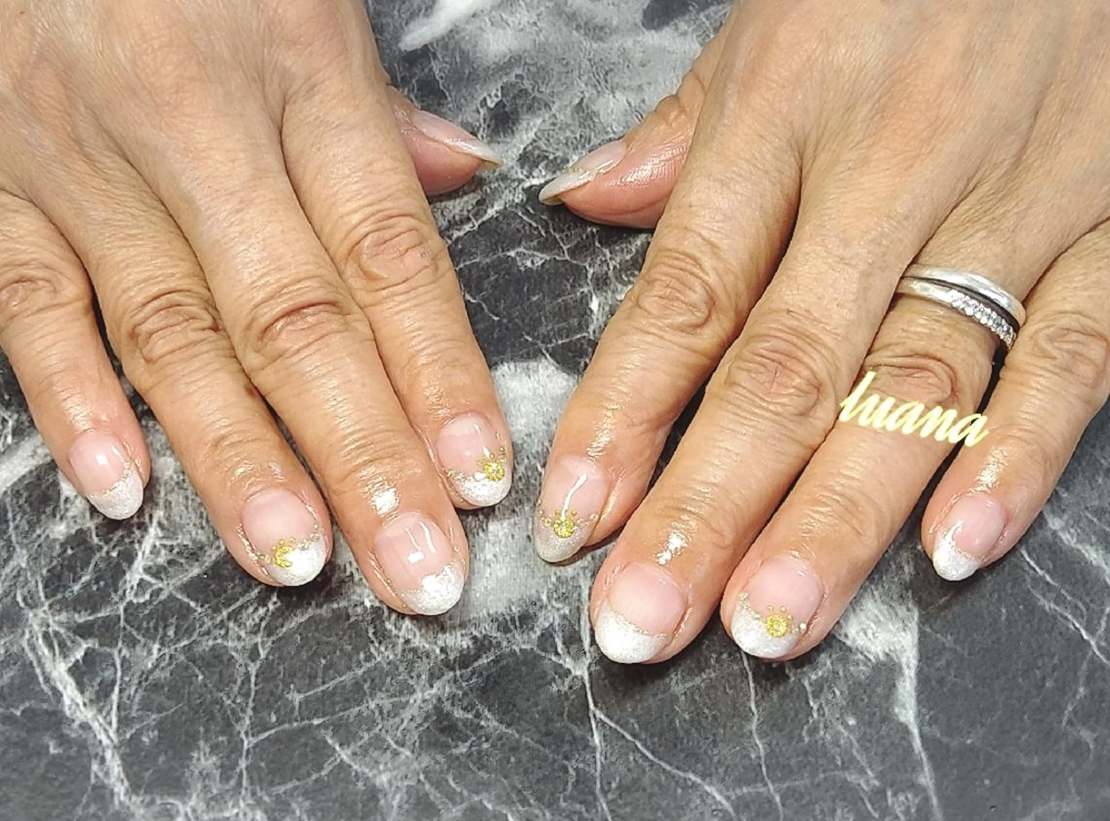 ネイル LUANA  TAKAHASHIのネイルデザイン