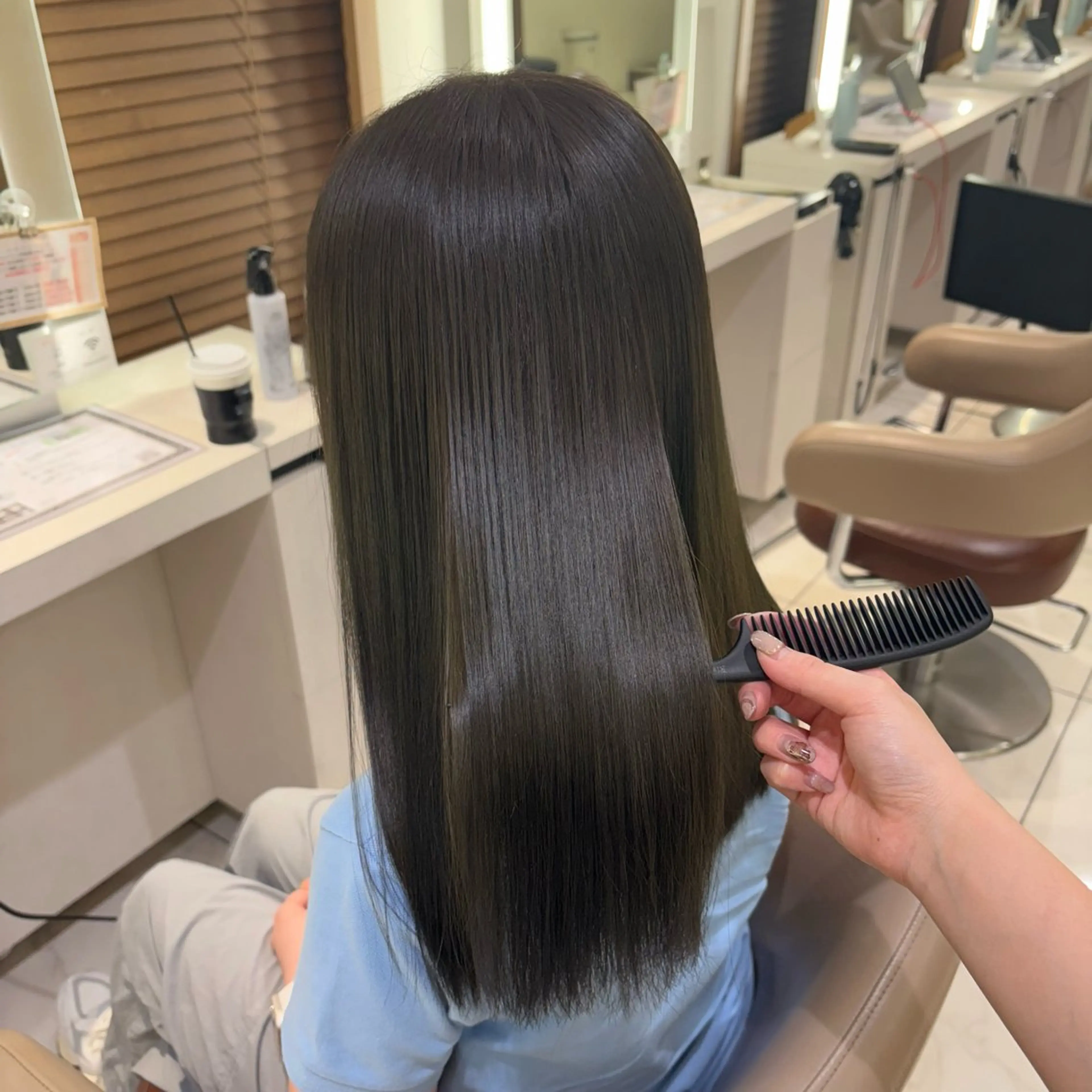 カラー 透明感カラー ヘアカラー トリートメント 加藤 芽実のヘアスタイル