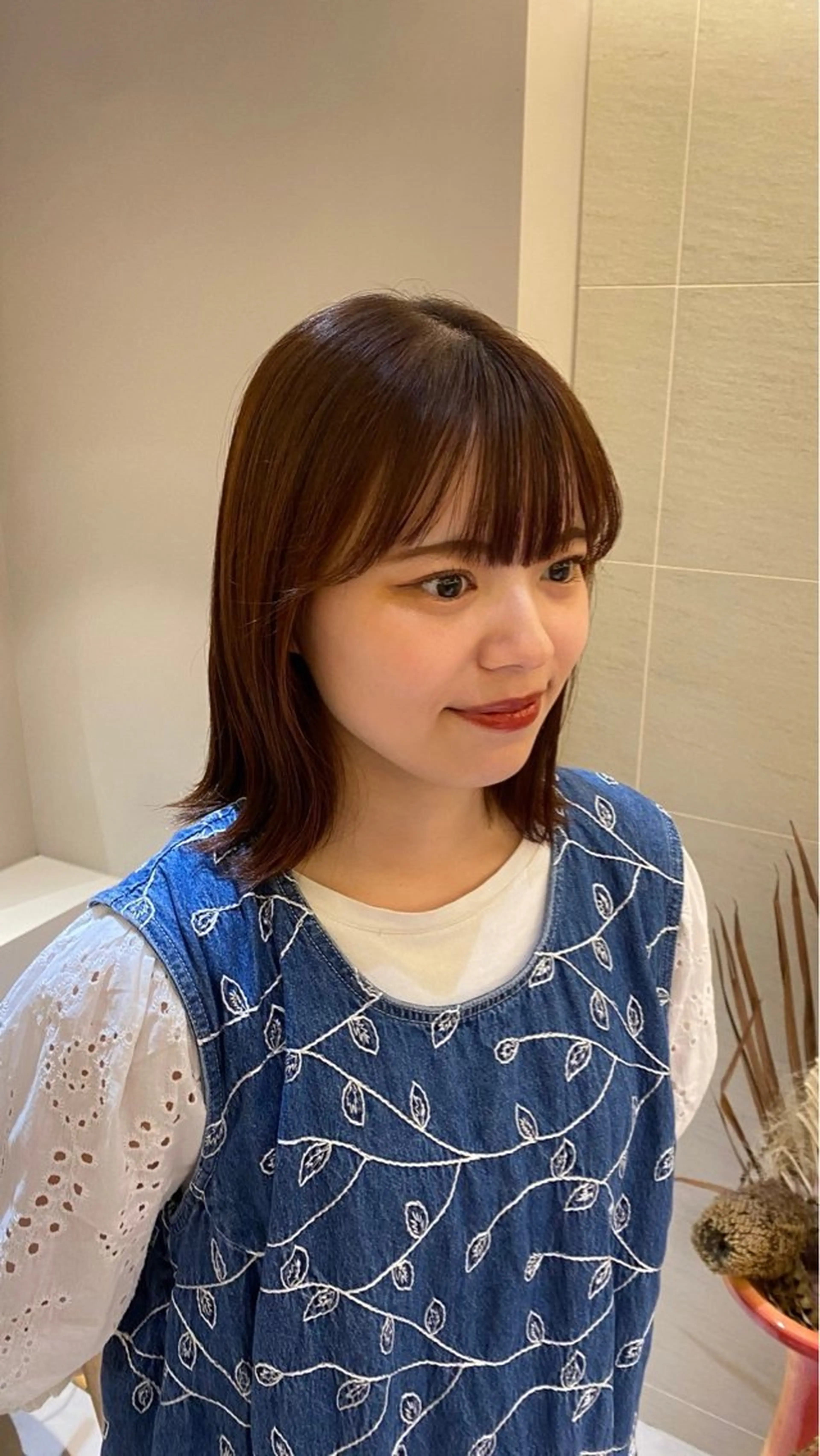 ミディアム yiye aoyama所属・表参道yiye うららのヘアスタイル