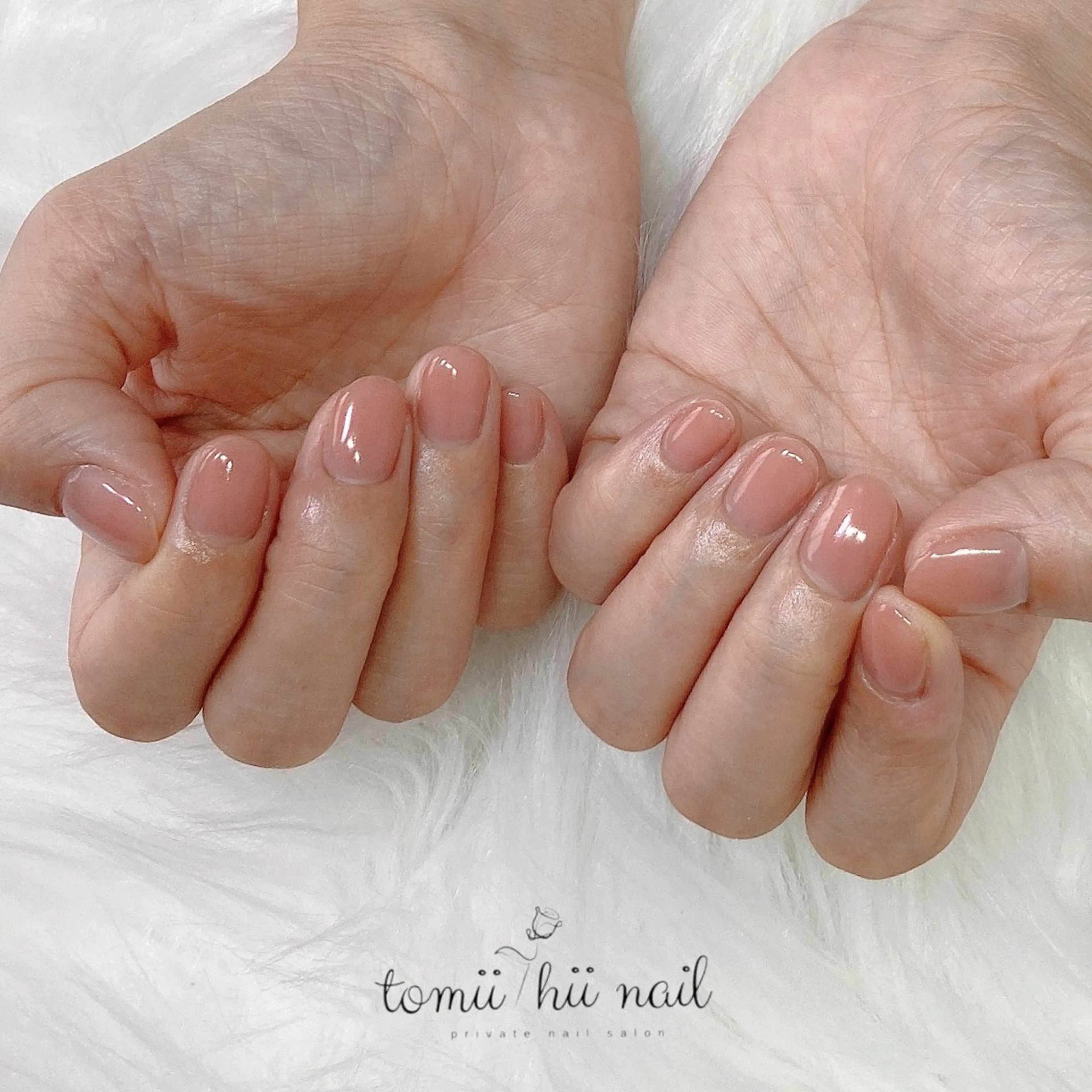 ネイル ワンカラーネイル ピンク シンプルネイル ハンドネイル tomii-hii -nailのネイルデザイン