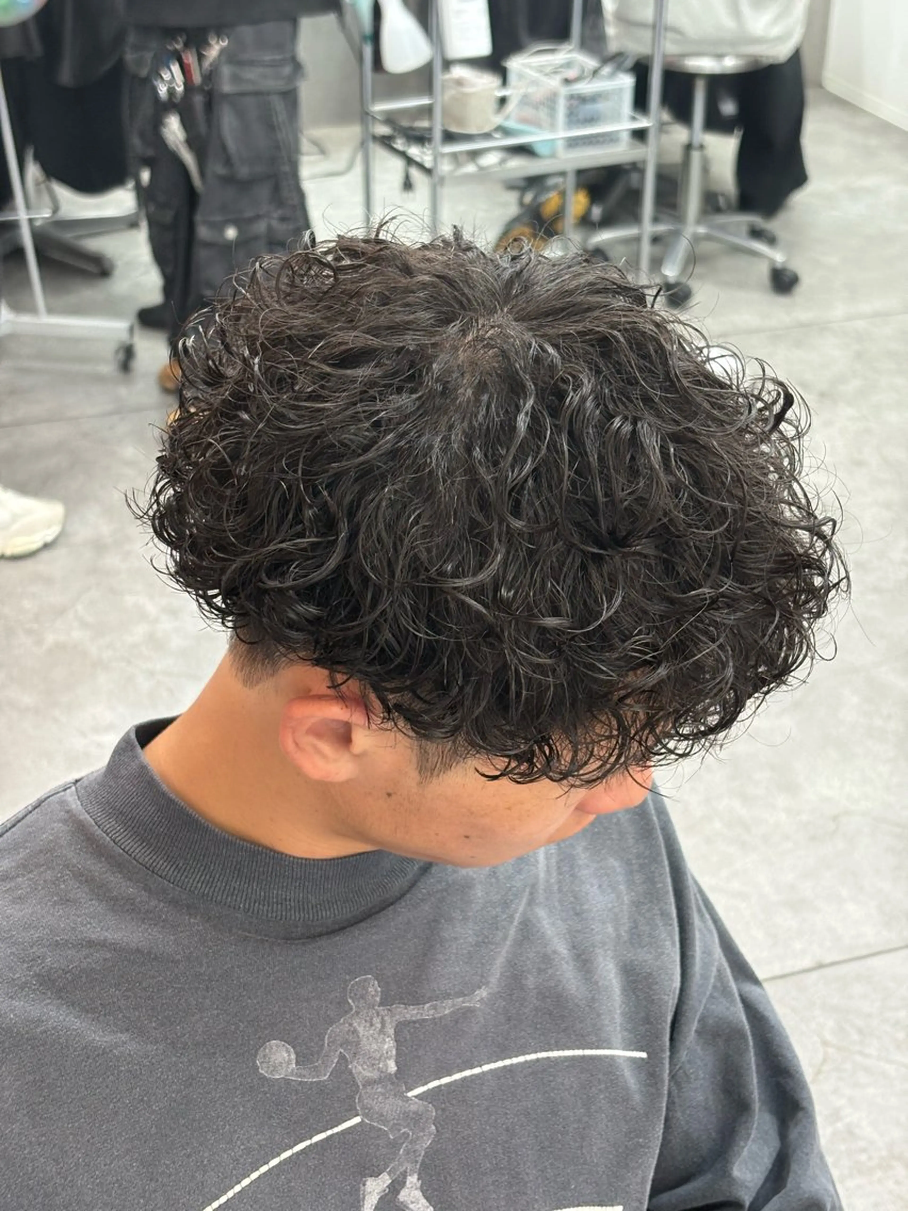 ミディアム カラー パーマ メンズ カット パーマ トリートメント ヘアセット メンズパーマ特化 🔥韓国ヘア職人🔥のヘアスタイル