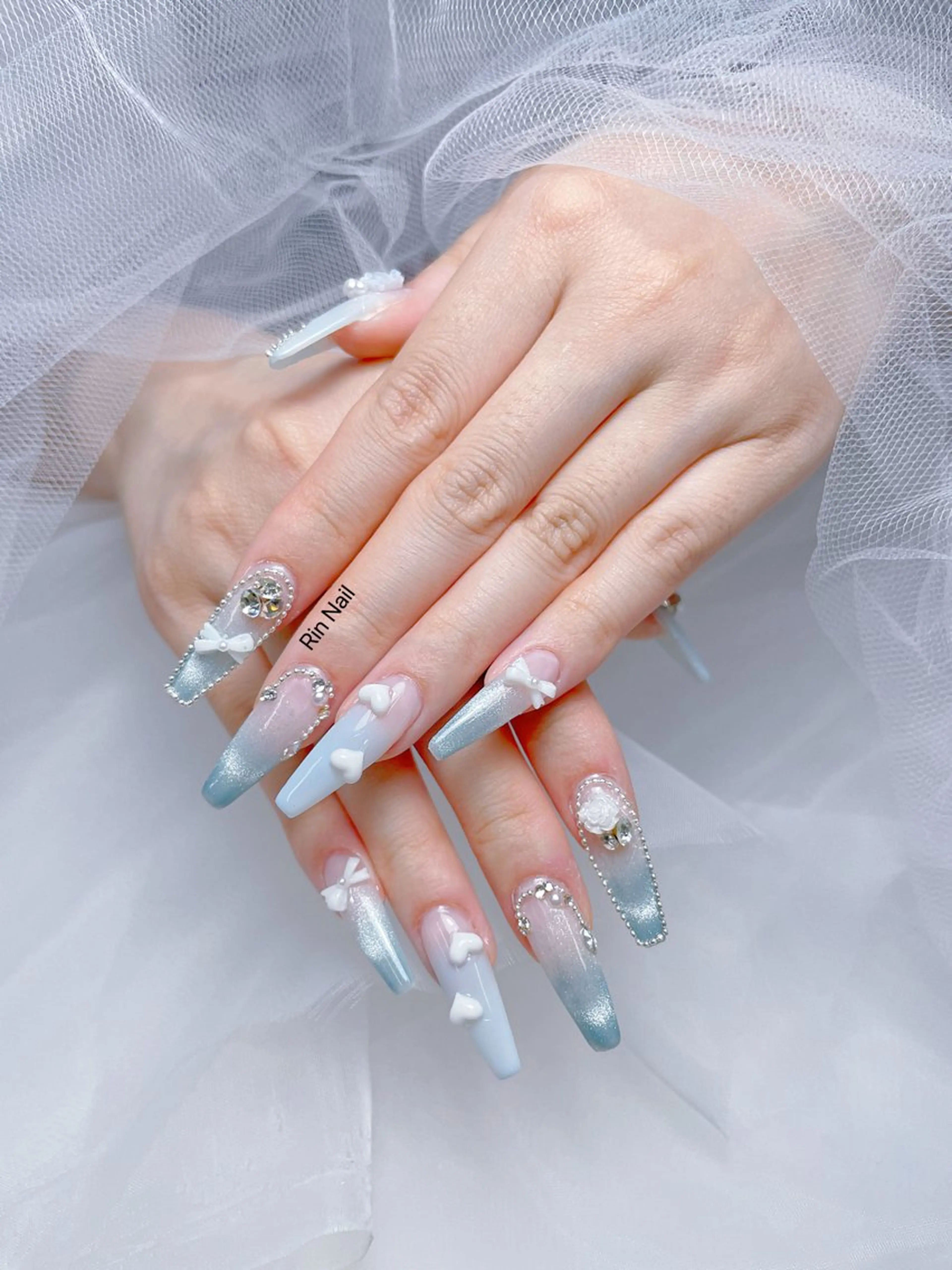 ネイル フレンチネイル ジェルネイル 韓国ネイル マグネットネイル ネイルチップ ハンドネイル Rin Nail所属・Emi Nailのネイルデザイン