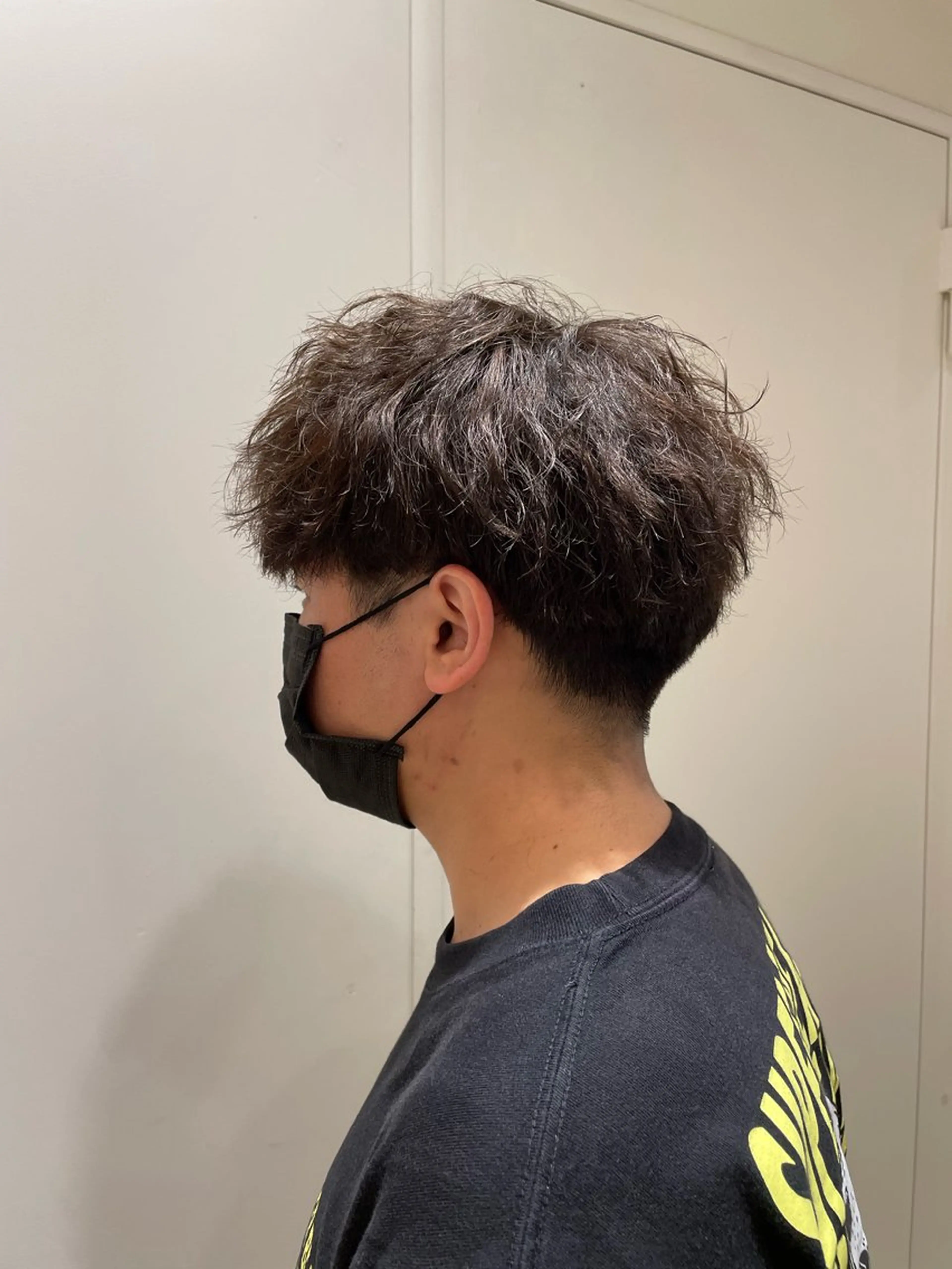 ショート カラー パーマ メンズ カット 新宿　副店長 新井彩斗のヘアスタイル