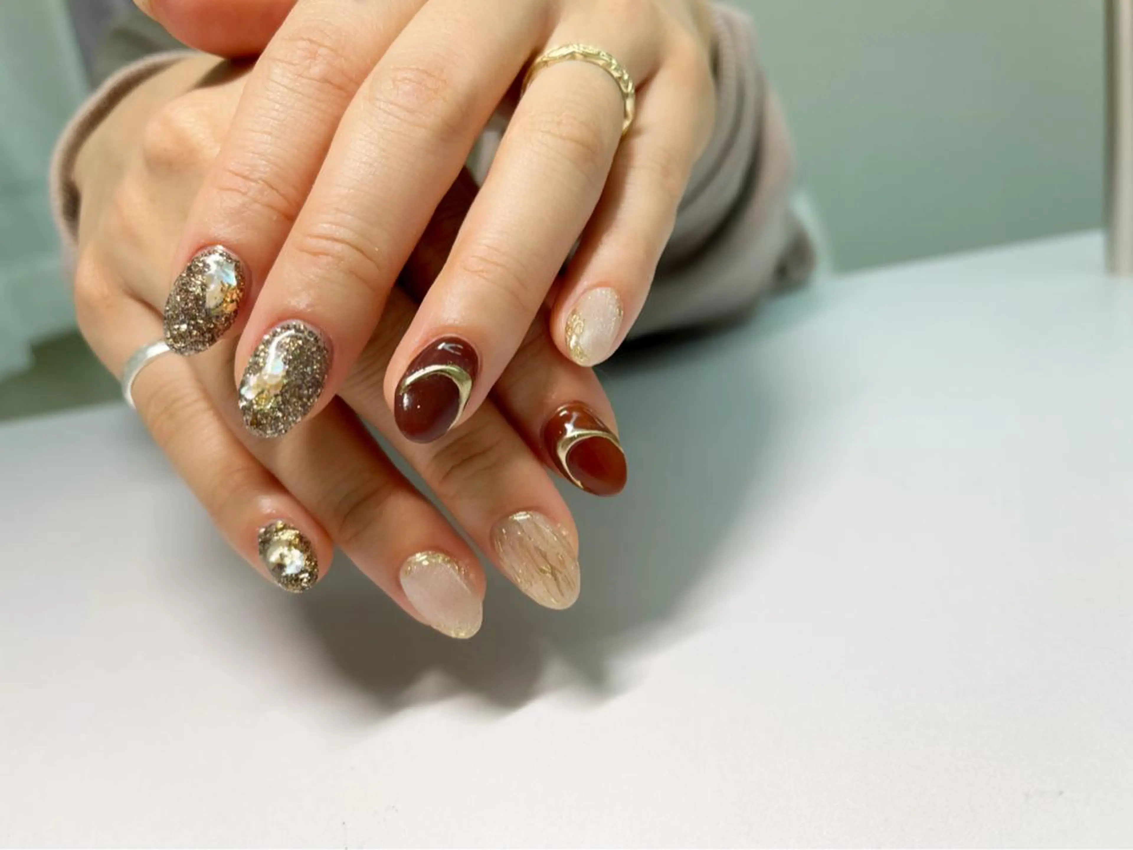 ネイル ジェルネイル ラメ(グリッター) マグネットネイル ミラーネイル ワンカラーネイル ハンドネイル nail & share salon PESCA所属・sharesalon PESCAのネイルデザイン