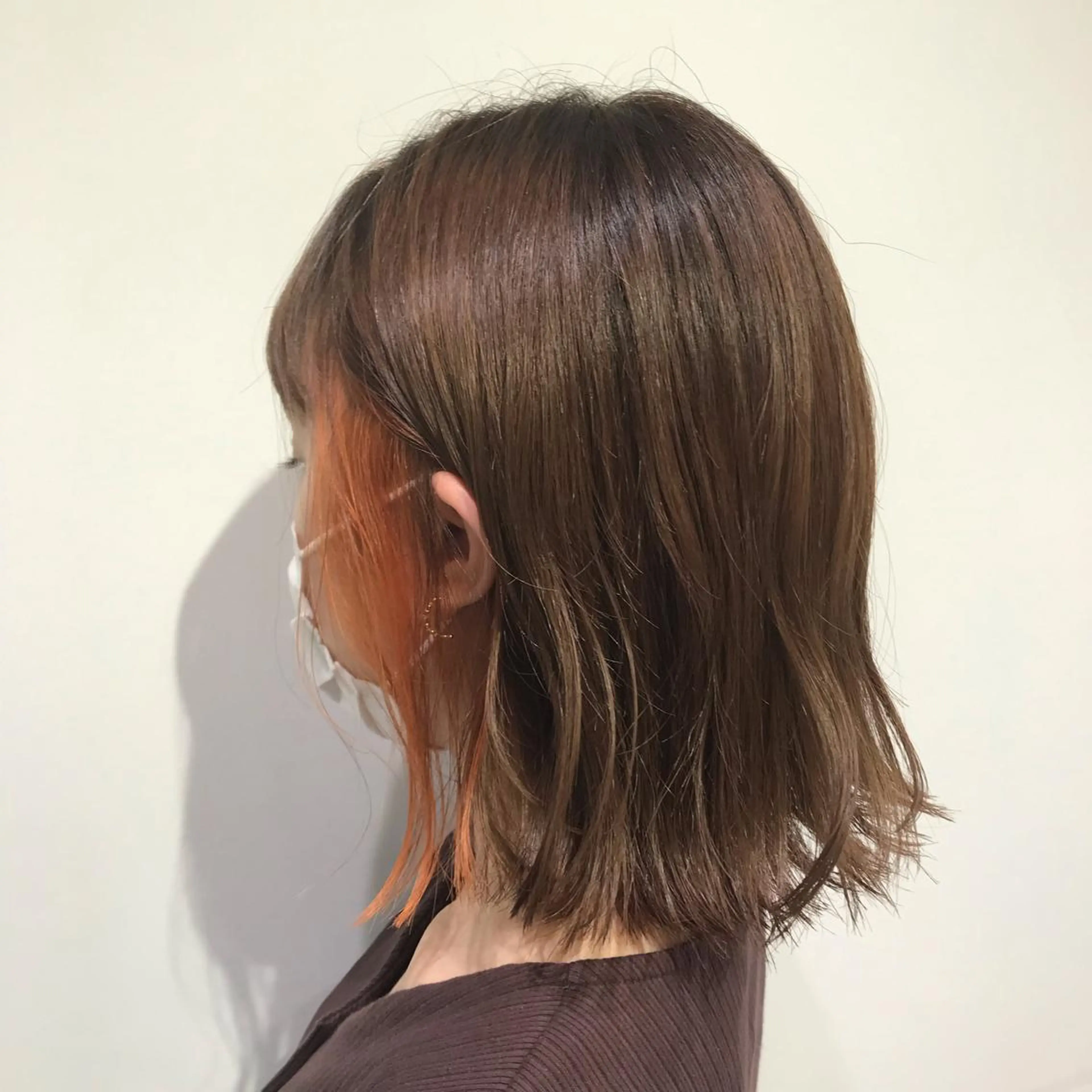 ミディアム カラー ベージュカラー イヤリングカラー ミルクティーベージュ オレンジ オレンジベージュ ヘアカラー トリートメント 暖色カラー🌹 中山由梨のヘアスタイル