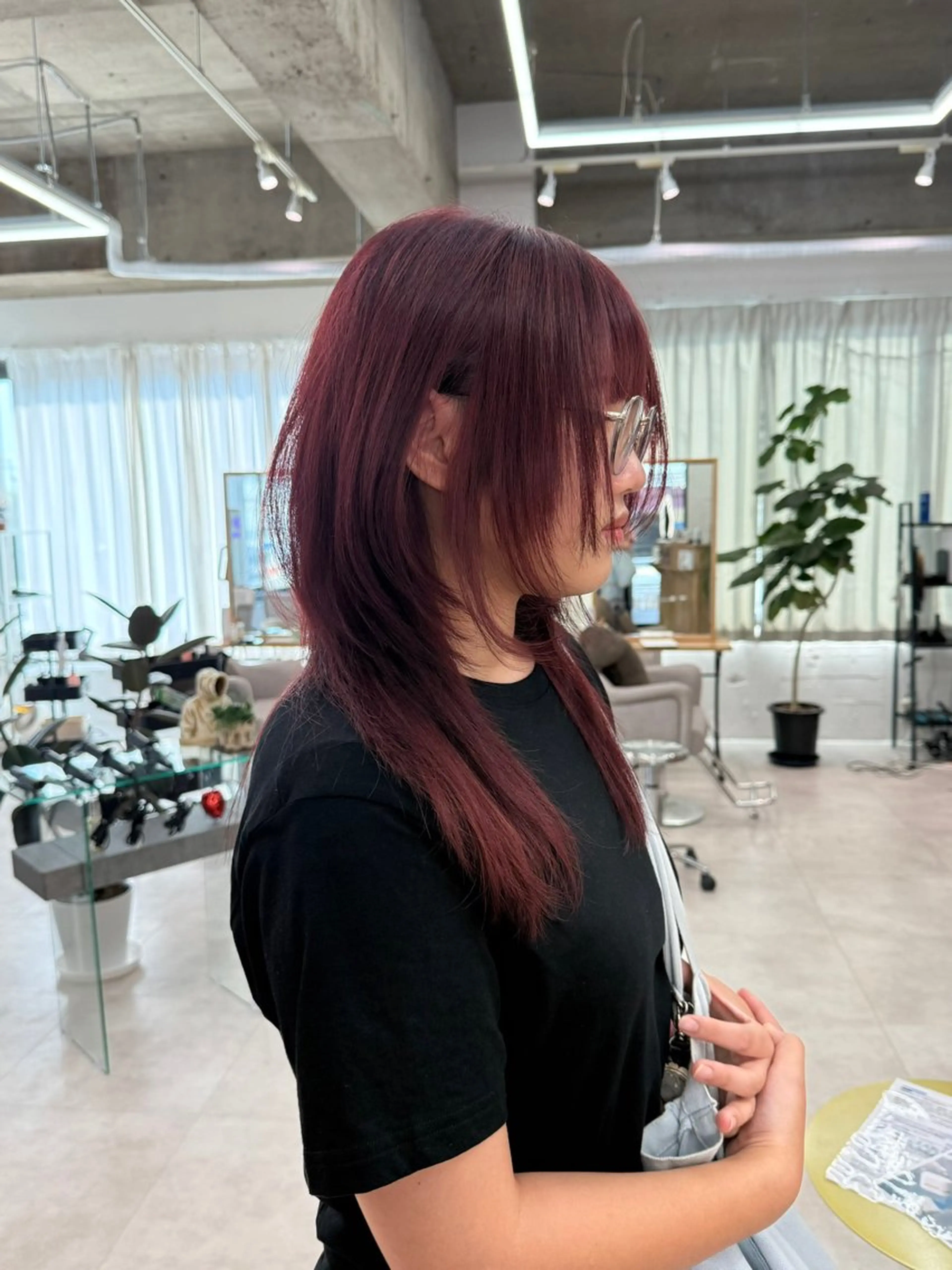 セミロング カラー 渡邉 あいのヘアスタイル