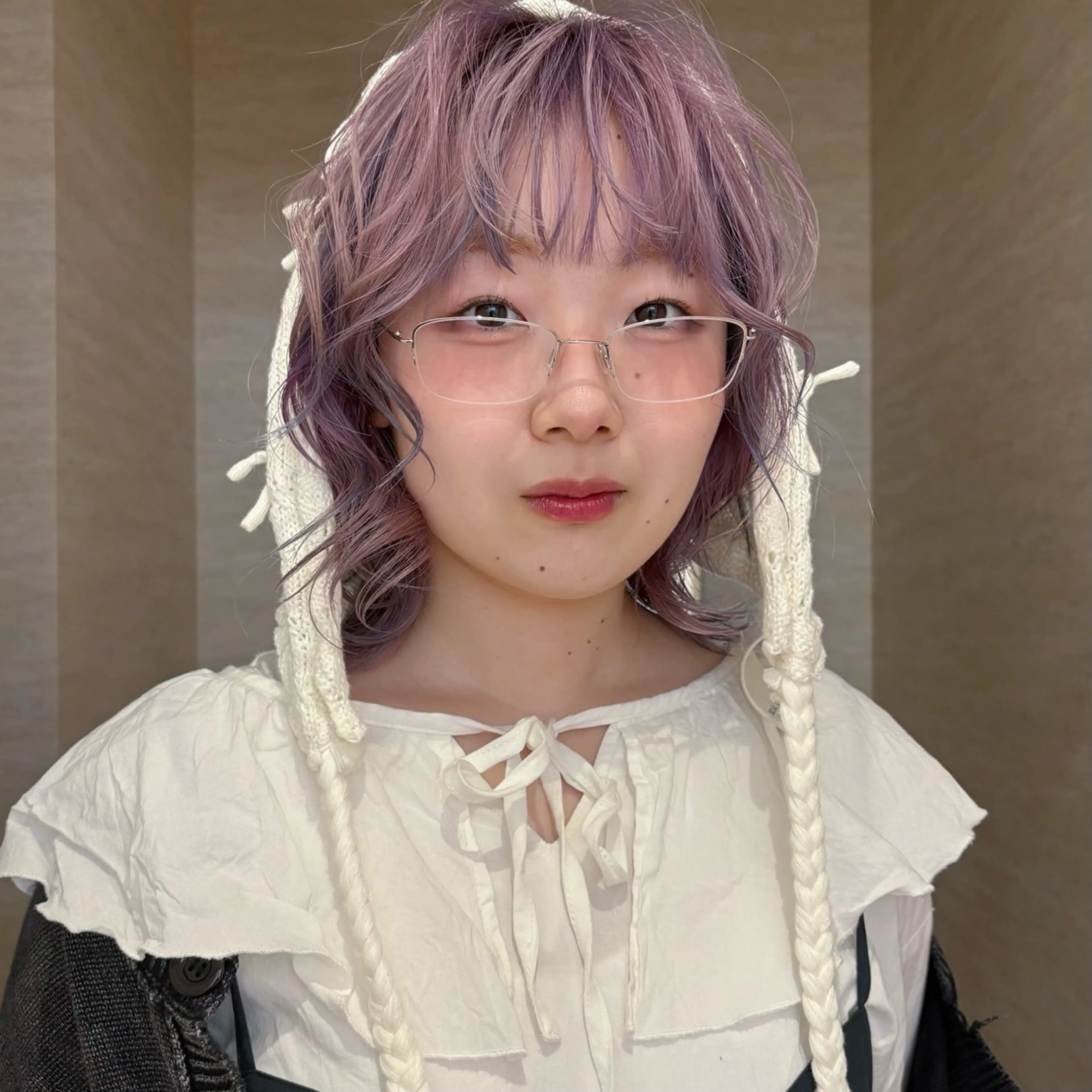 ミディアム カラー ミディアムレイヤー ブリーチ ダブルカラー ハイトーンカラー ラベンダーカラー カット ヘアカラー トリートメント ひなた 艶カラー/渋谷のヘアスタイル