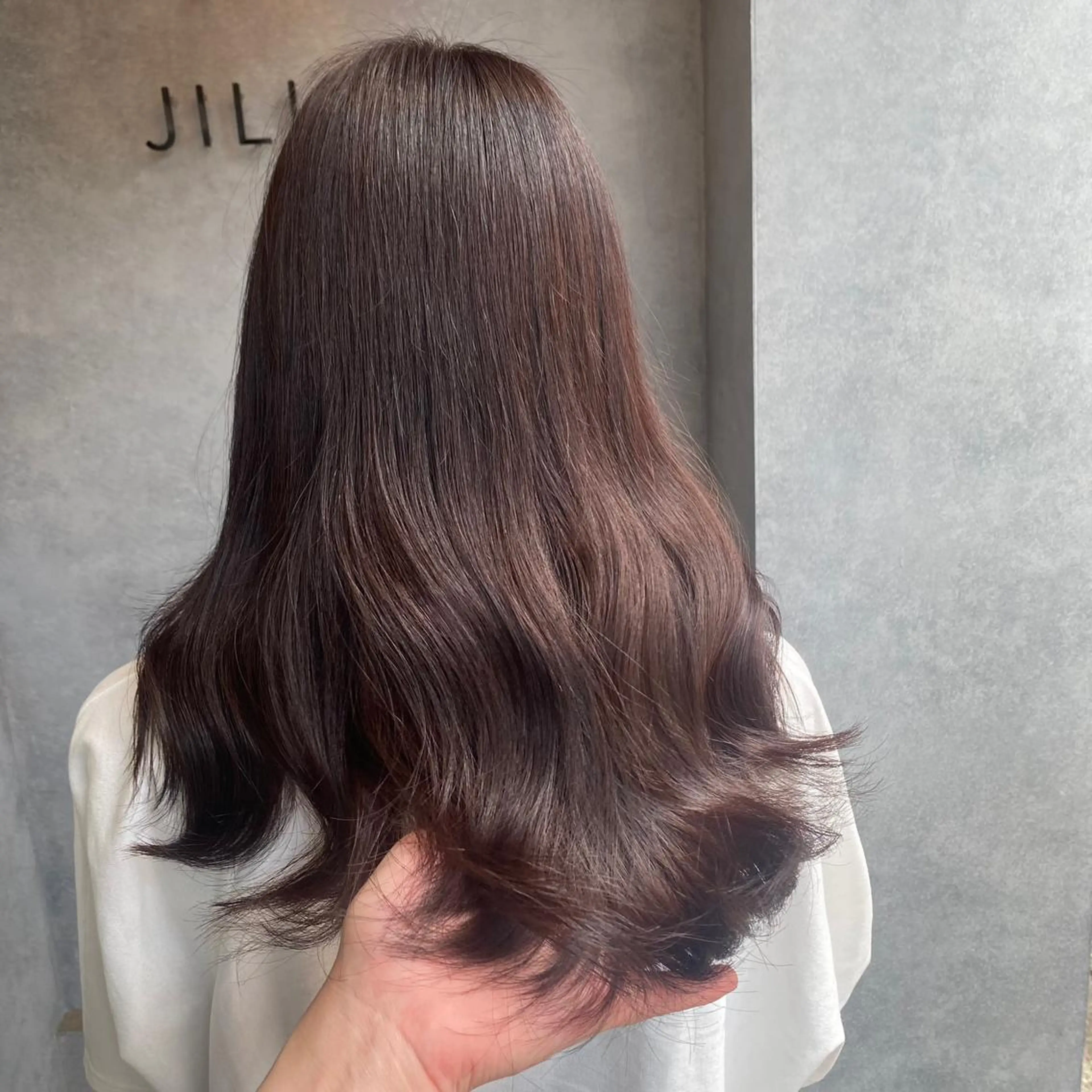 ロング カラー アディクシーカラー ブラウンカラー ショコラブラウン 透明感カラー ヘアカラー トリートメント 🫧透明感カラー 🫧 ジルバ清水南海のヘアスタイル