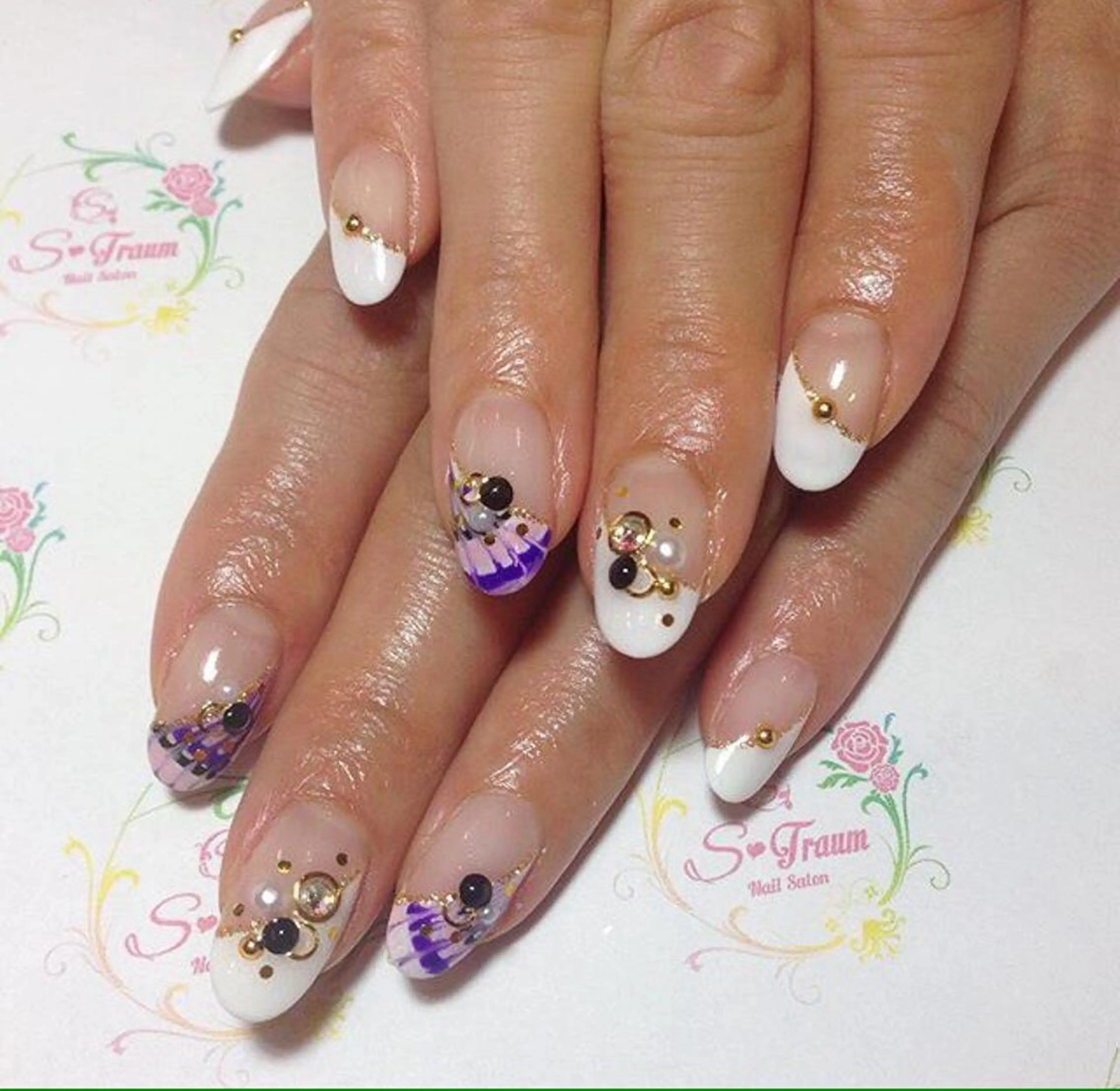 ネイル フレンチネイル ピーコックネイル Nail Salon S-Traum所属・Nail Salon S-Traumのネイルデザイン