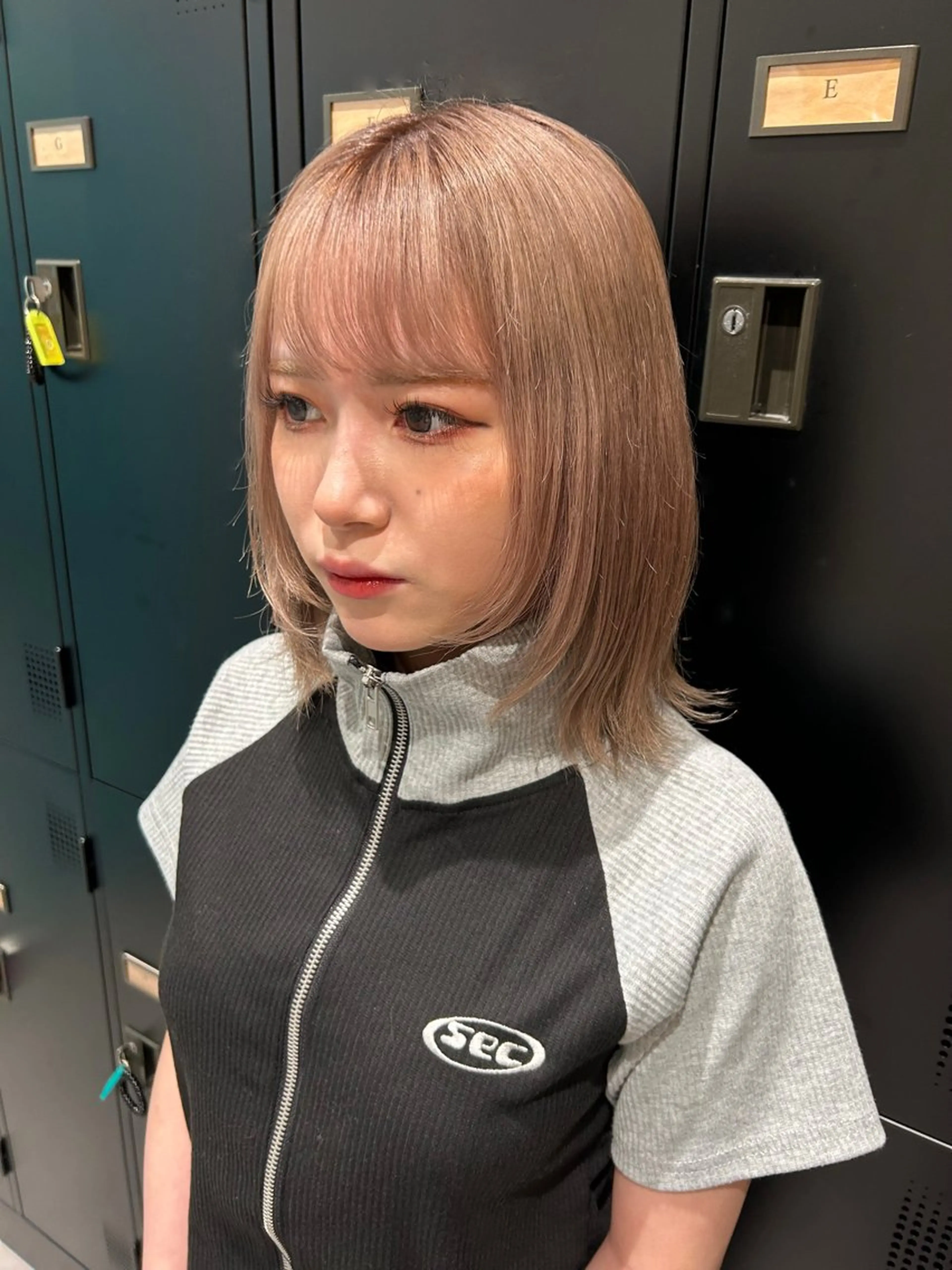 ミディアム ヘアカラー ショート・ボブ 🌈chinaのヘアスタイル