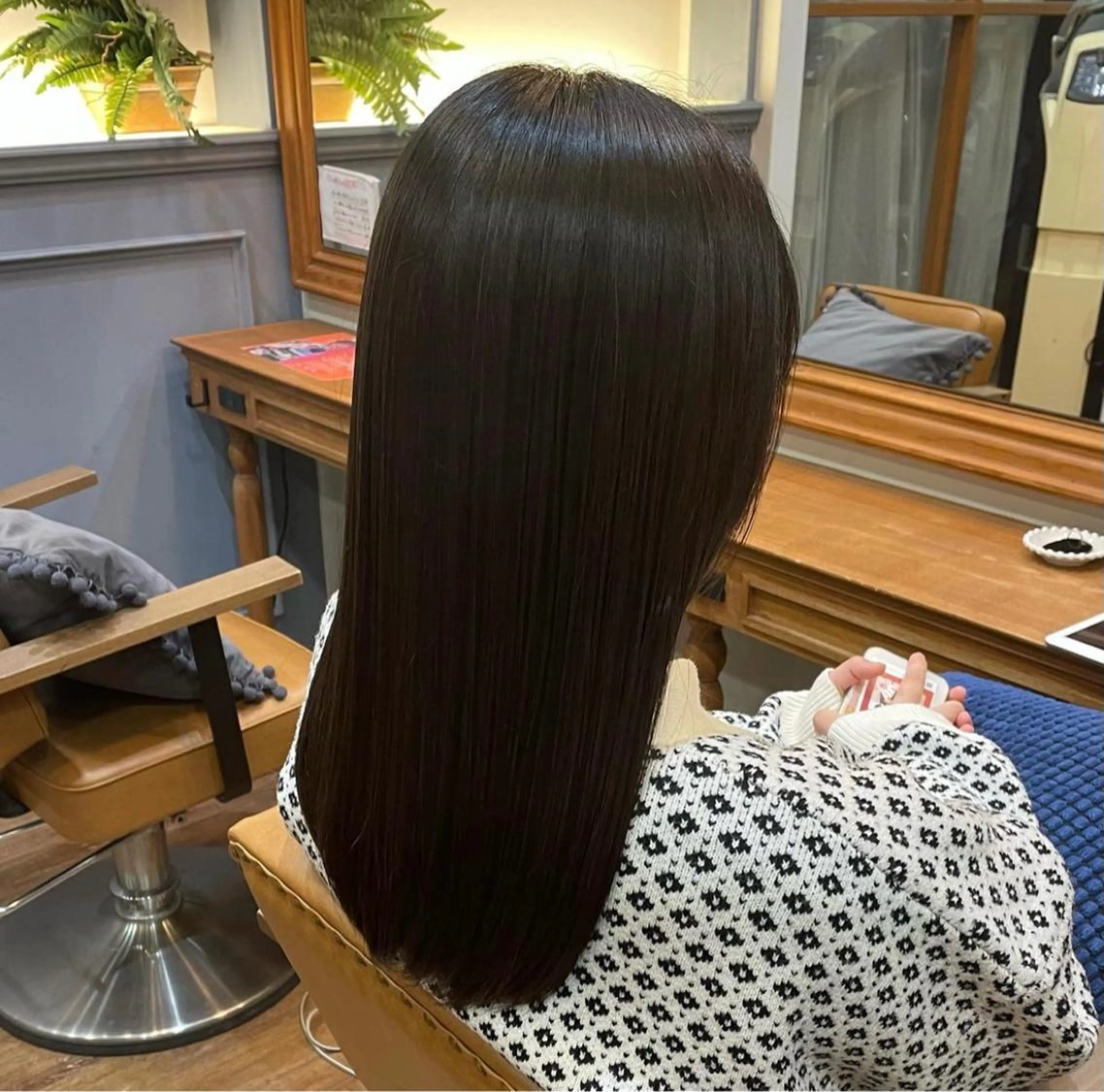 ロング スパニスト おおつかちなつのヘアスタイル