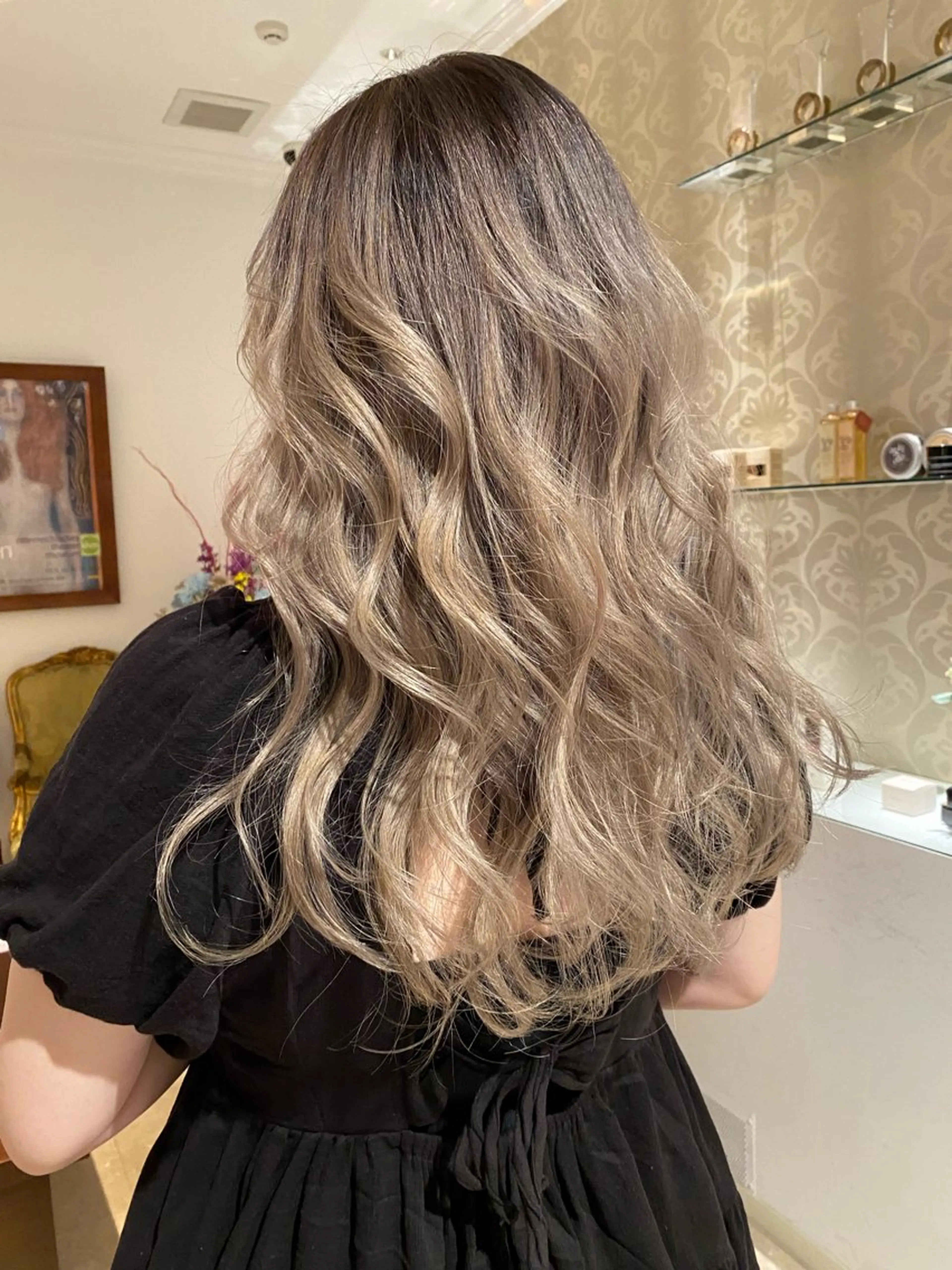 ロング カラー カラースペシャリスト ・齊藤 羽瑠輝のヘアスタイル