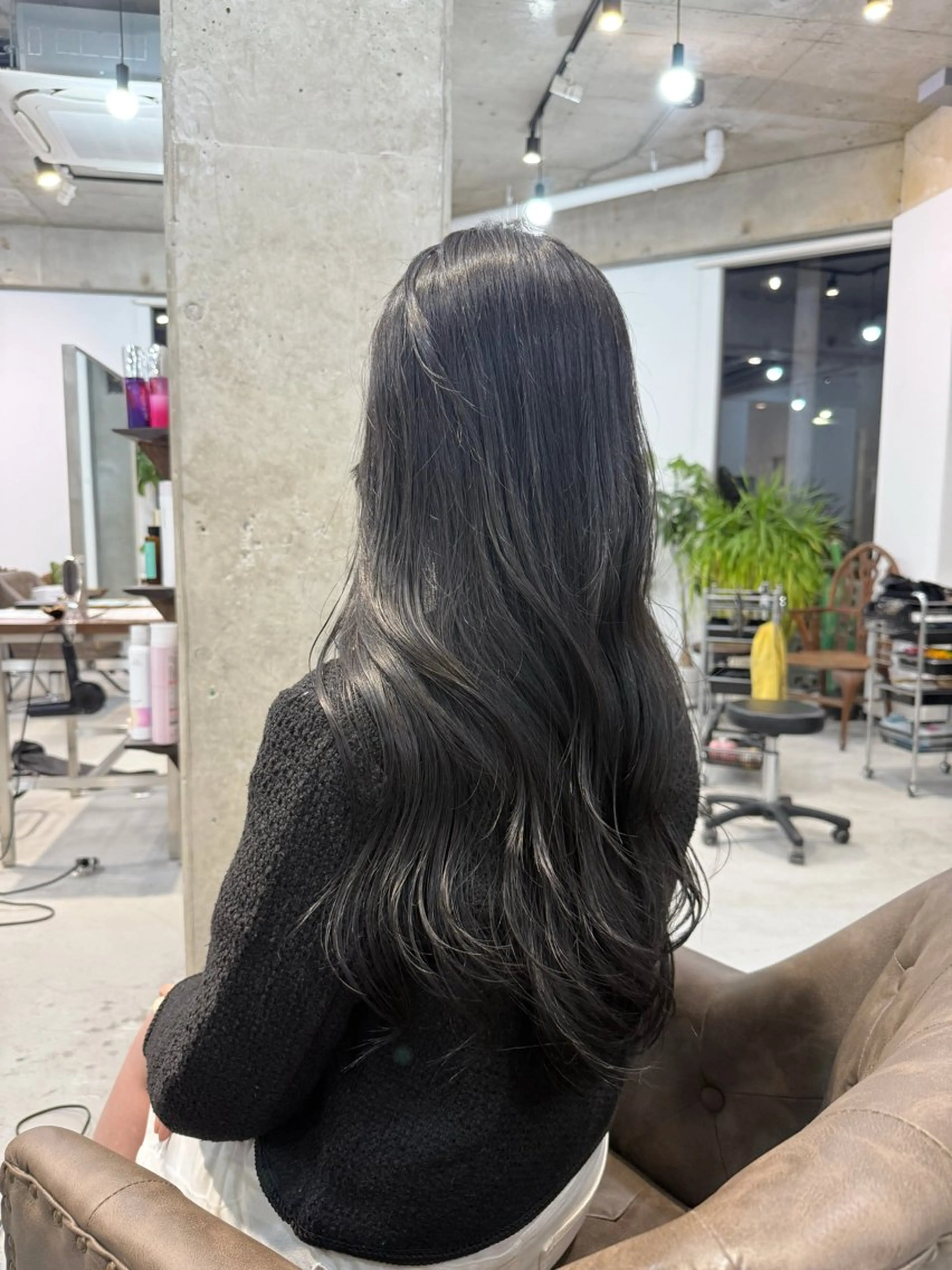ロング カラー ブルーカラー レイヤーカット カット ヘアカラー トリートメント カイリ /レイヤーカットのヘアスタイル
