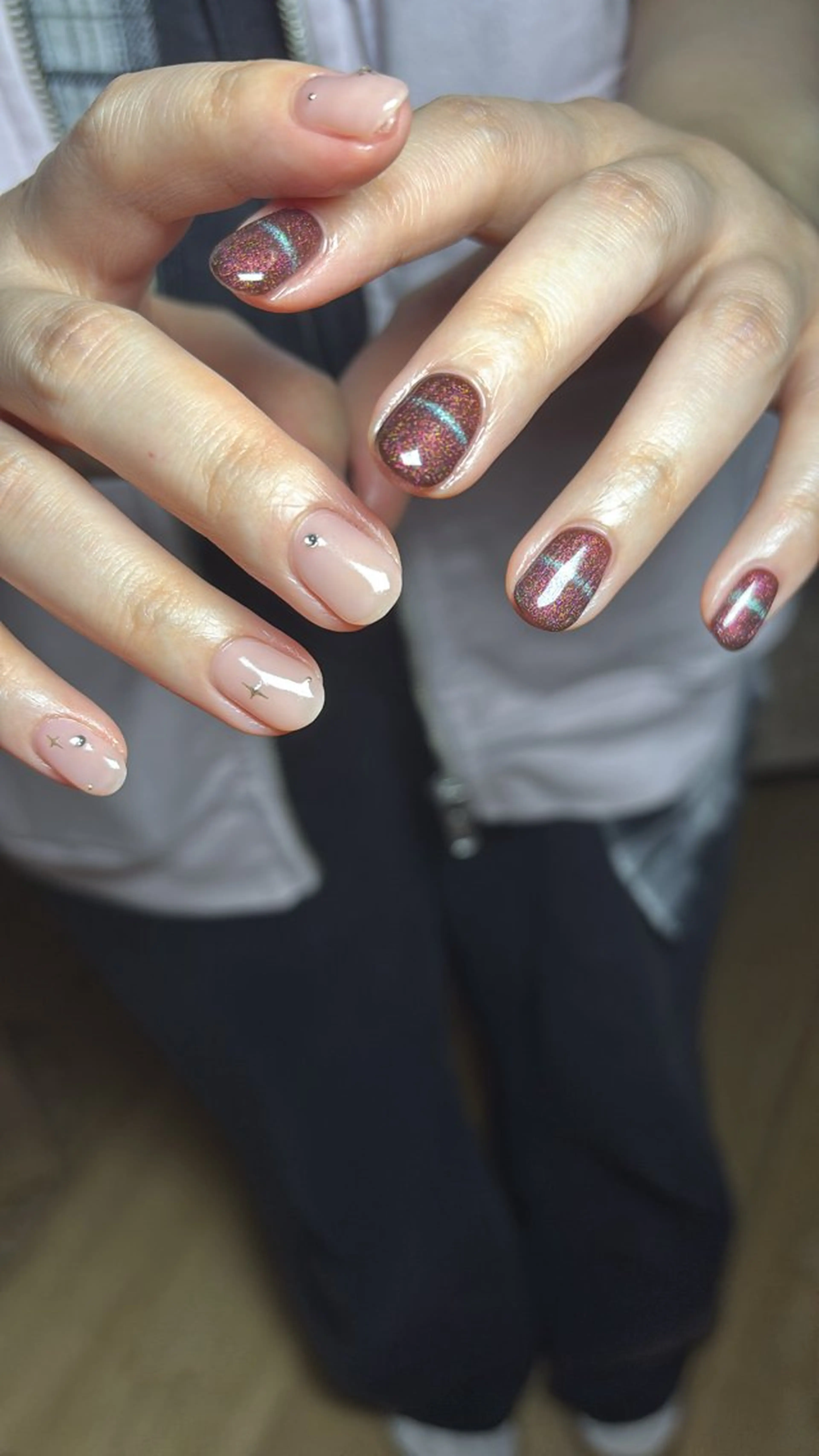 ネイル nailsalon　hue所属・小山 羽奈のネイルデザイン