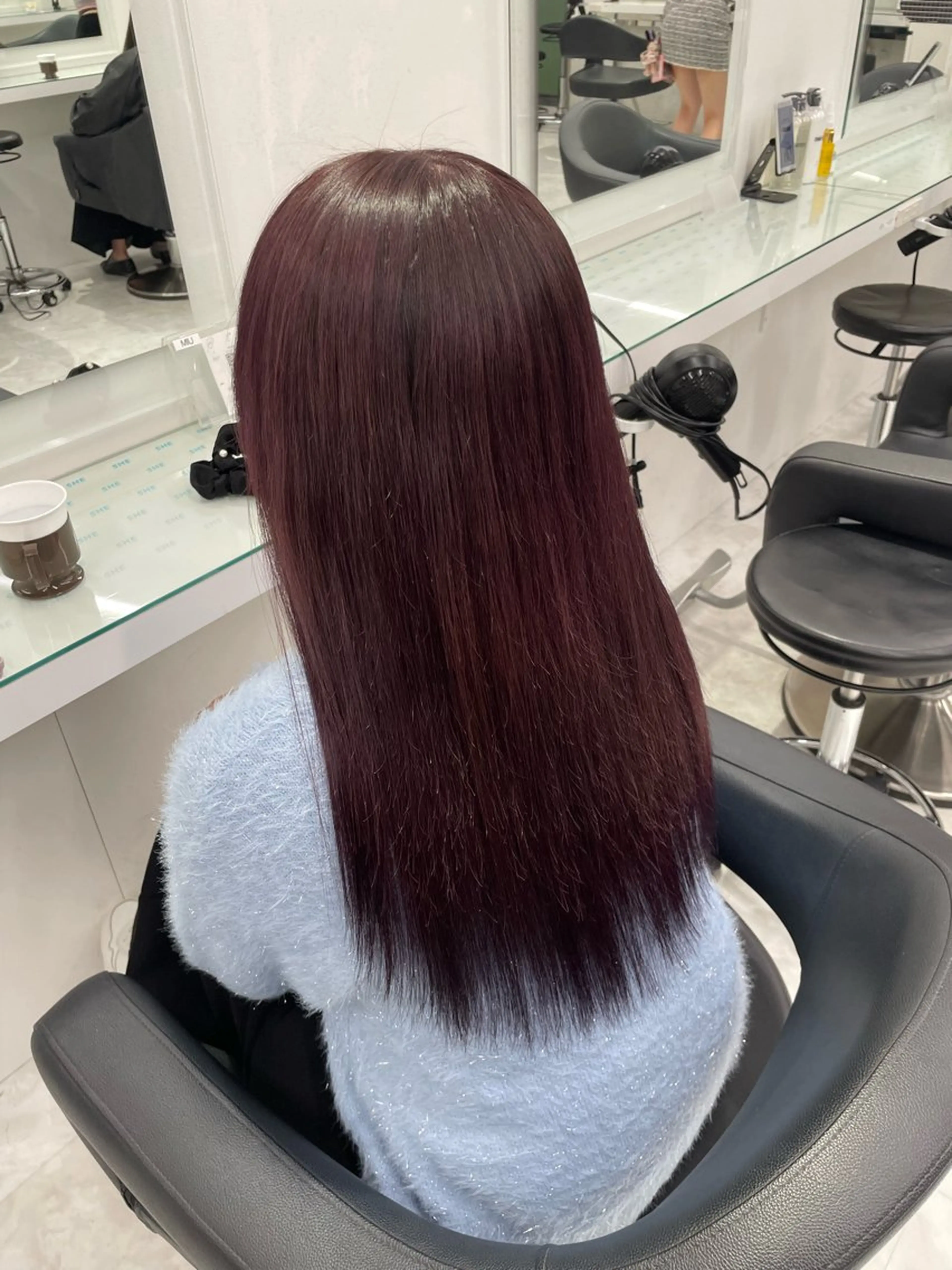 セミロング カラー ヘアカラー トリートメント トレンド暖色ヘア🍒 miu🍒のヘアスタイル