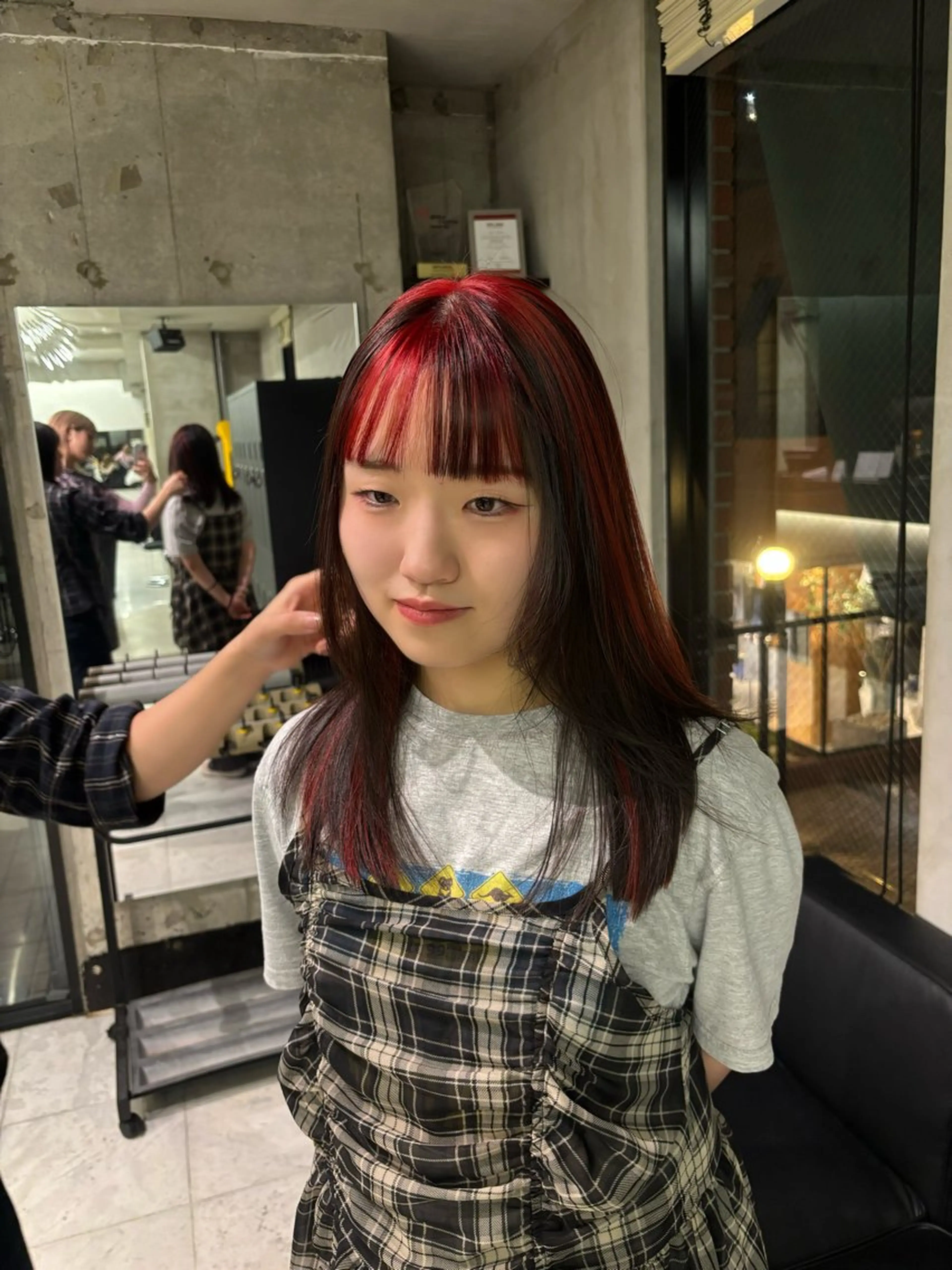 セミロング カラー ハイトーン/ ハイライト真柚🍨のヘアスタイル