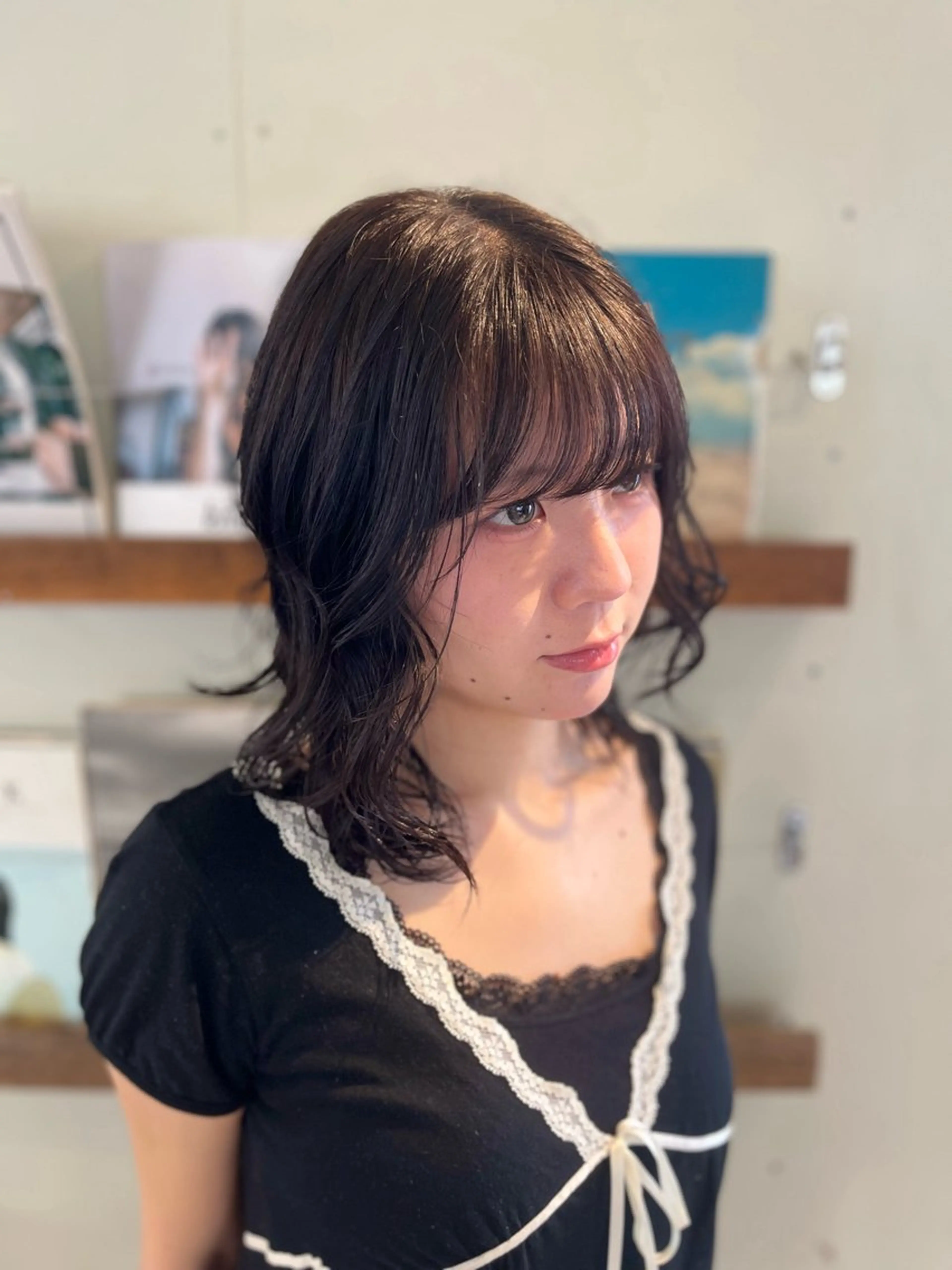 ミディアム ミディアムパーマ ルナ ブリーチモデル募集のヘアスタイル
