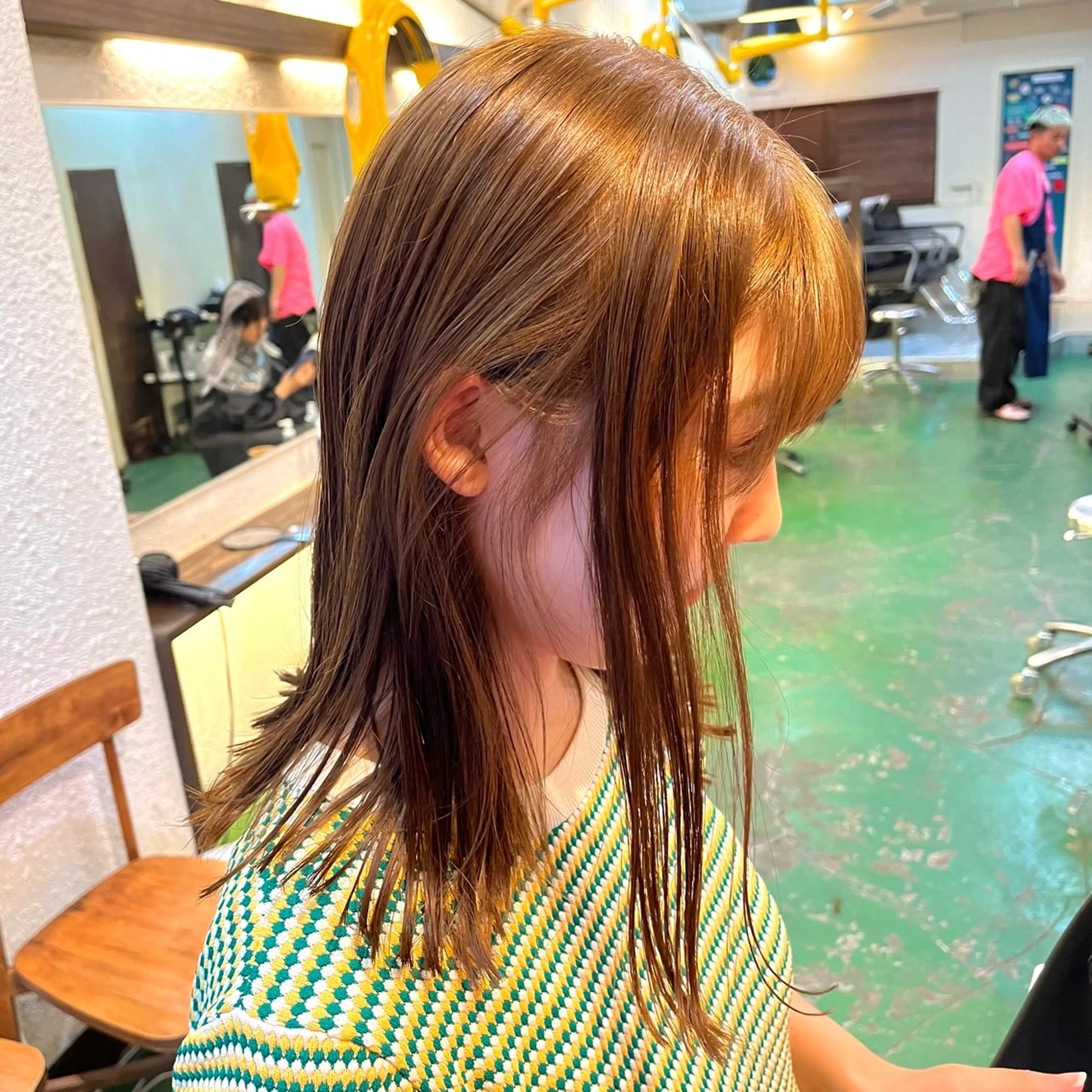 ミディアム カラー カット ヘアカラー トリートメント GO TODAY SHAiRE SALON 原宿本店所属・ブリーチ/レイヤー ハッシュカット/河内のヘアスタイル
