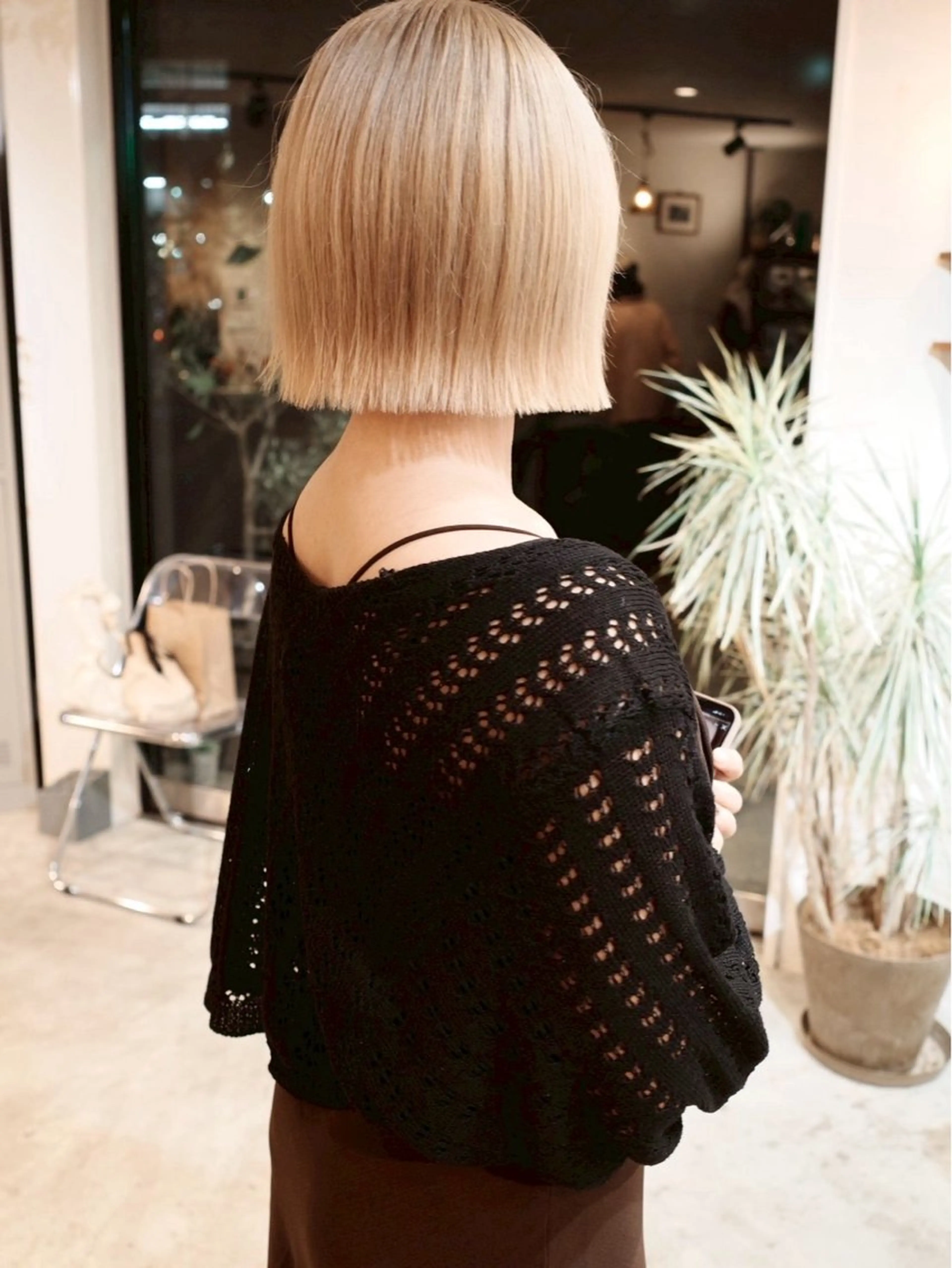 ショート カラー ヘアカラー トリートメント (h)wim ウィムのヘアスタイル