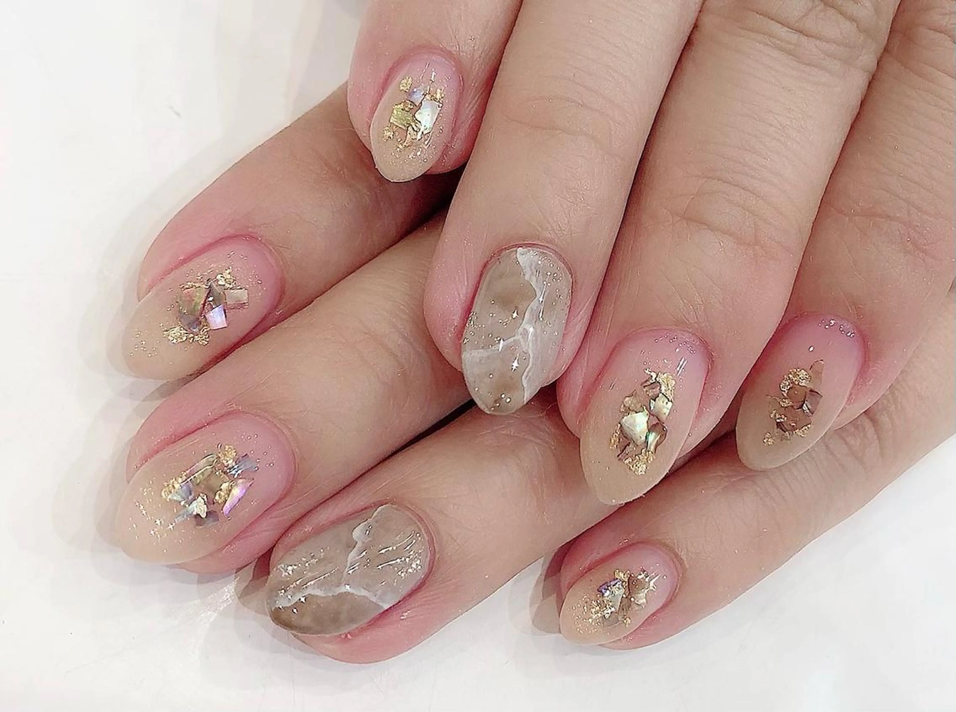 ネイル カジュアル ゴールド 大理石ネイル(マーブル) Luana nail (ルアナネイル)のネイルデザイン
