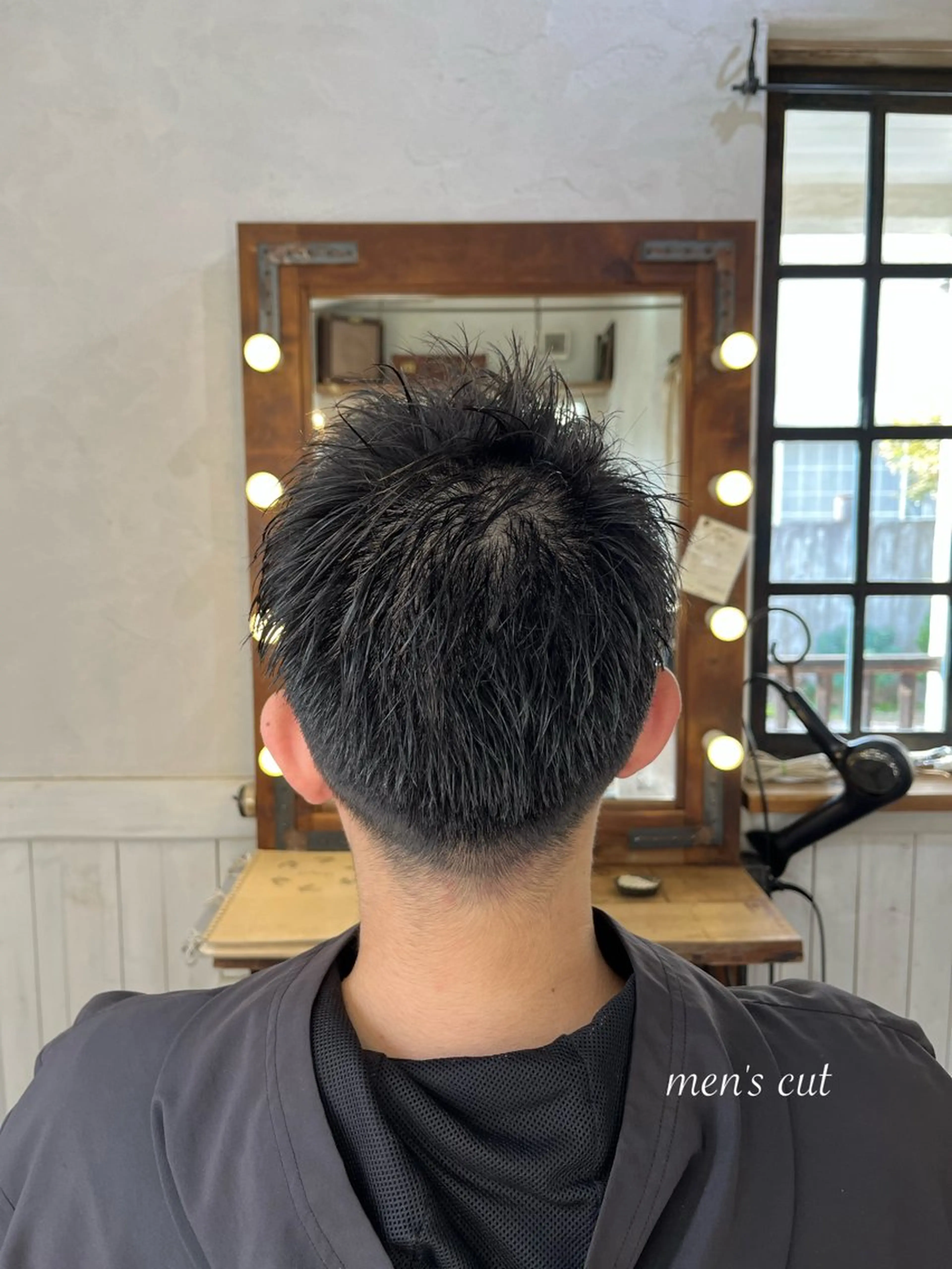 メンズカット（シャンプー&ブロー込み）お好きなスタイルに出来ますのでご相談くださいの写真