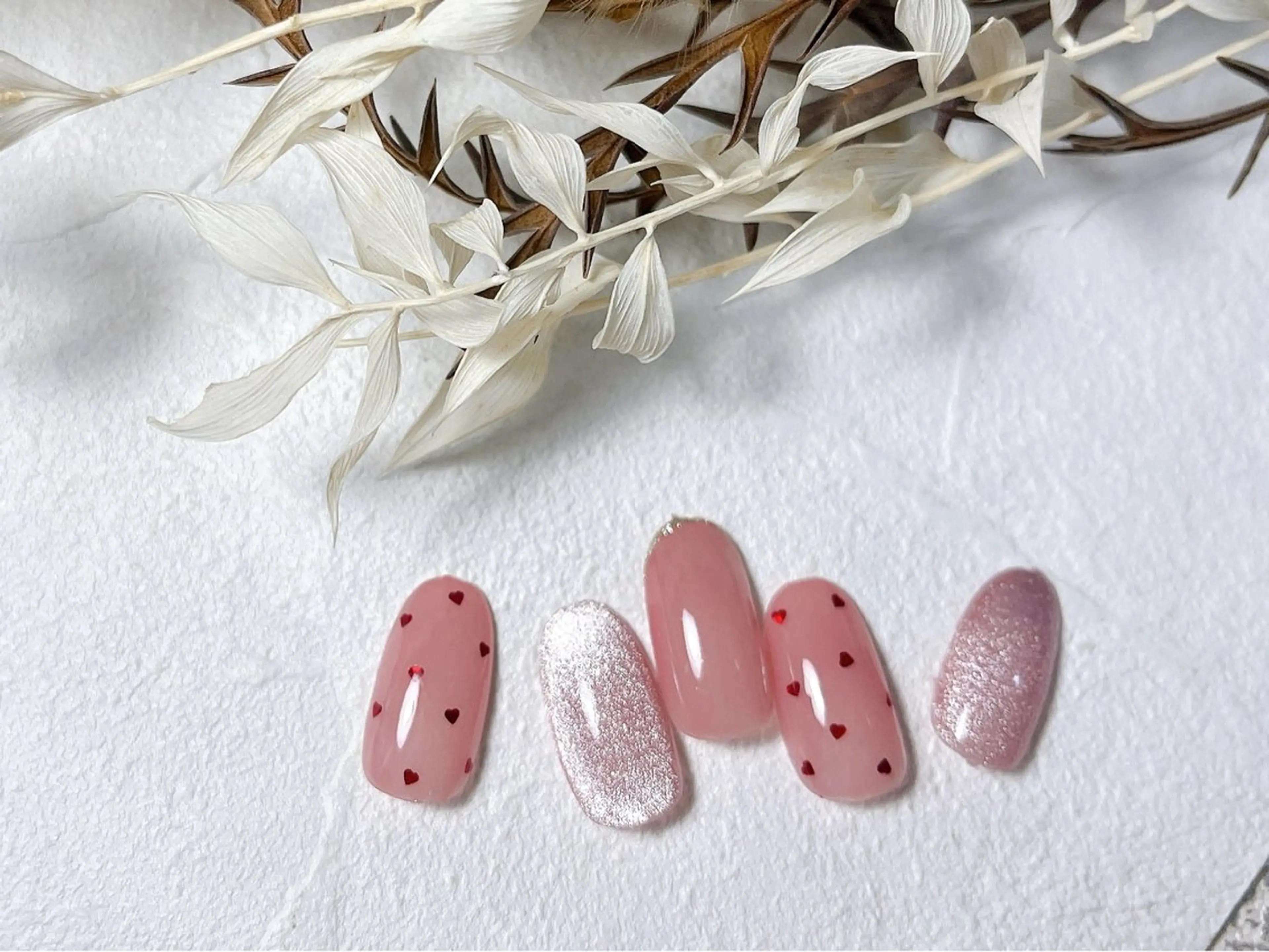 ネイル オーロラネイル フットネイル フレンチネイル ジェルネイル ハート kiki nail たまプラーザのネイルデザイン