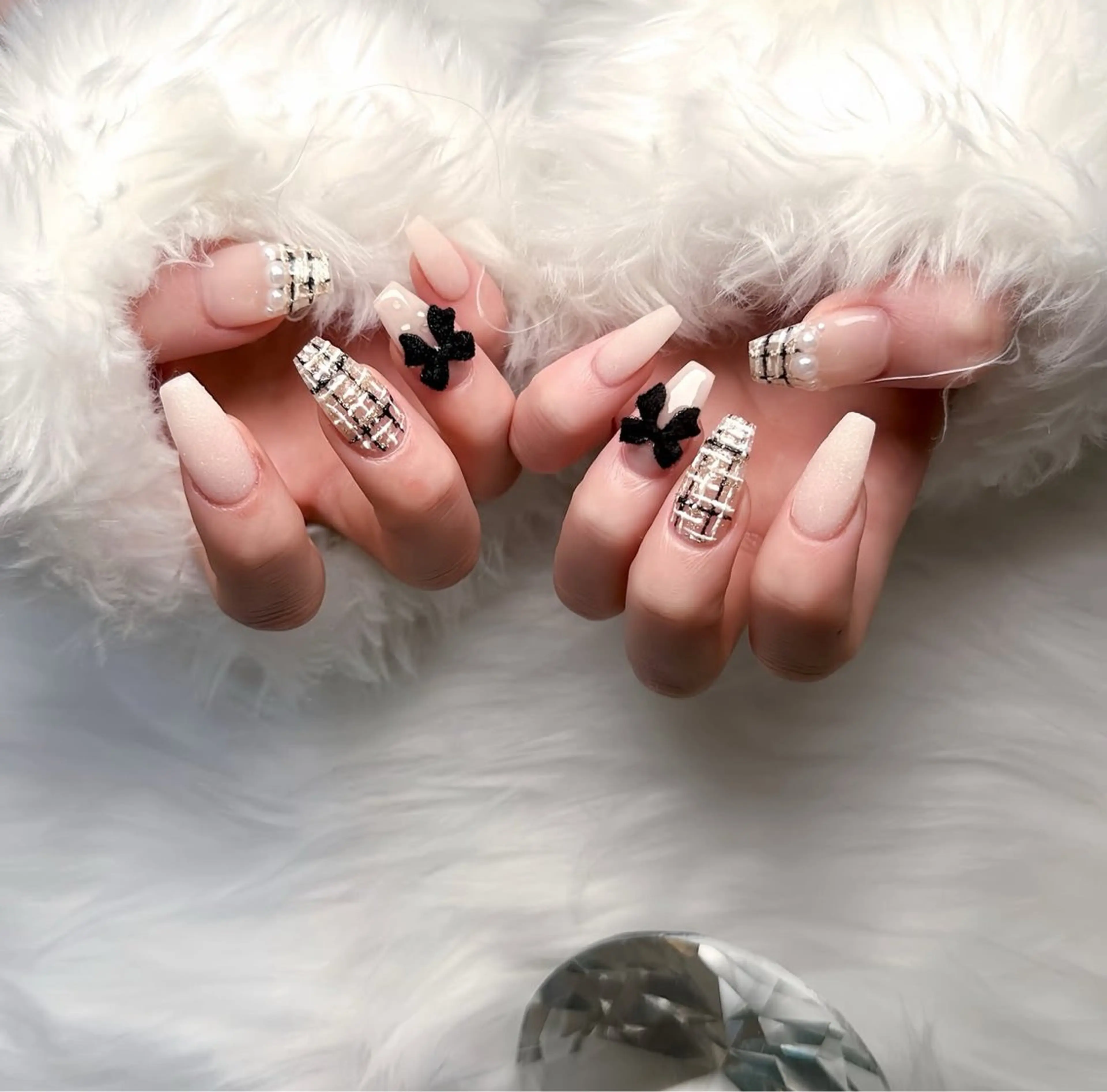 ネイル アニマル柄 オーロラネイル チークネイル フラッシュネイル ジェルネイル ハンドネイル Lina Nail Salon所属・Lyna Nailのネイルデザイン