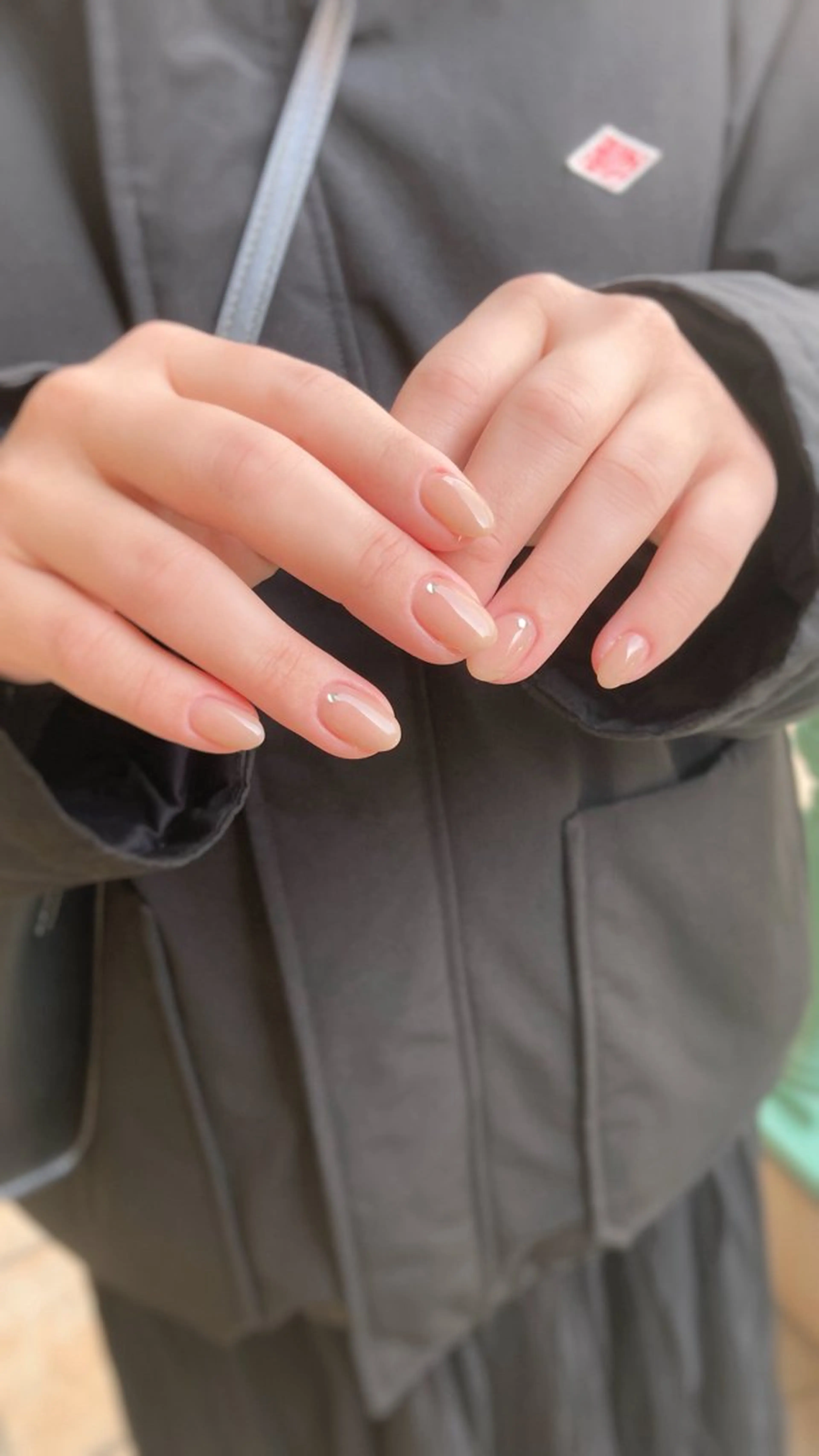 ネイル ワンカラーネイル ストーンネイル nail salon neige所属・ジェムネイル Risa.のネイルデザイン
