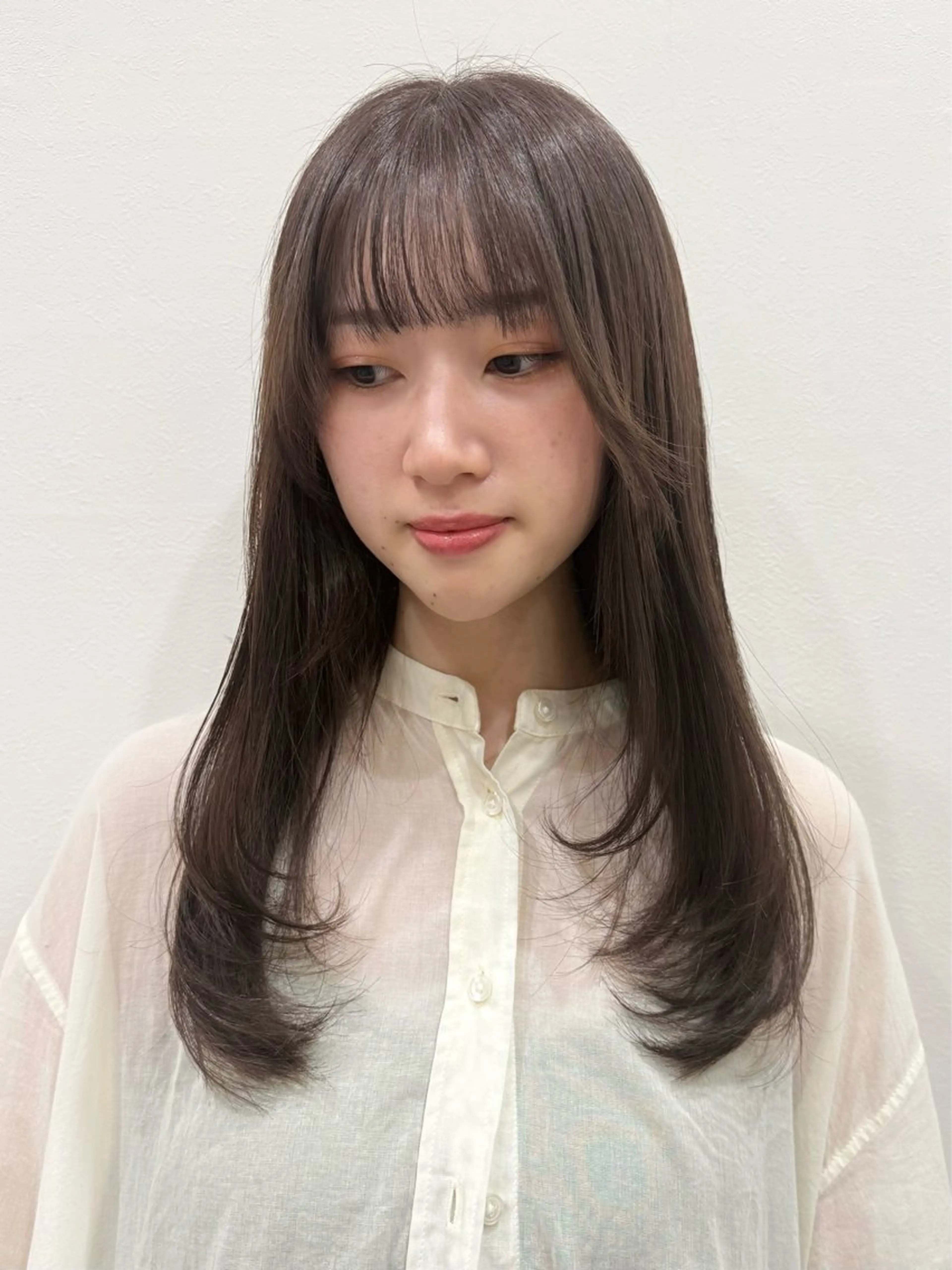 ロング カラー ブラウンカラー 透明感カラー 学生 レイヤーカット ロング カット ヘアカラー トリートメント 🫧艶髪、暖色カラー 🫧Harukaのヘアスタイル