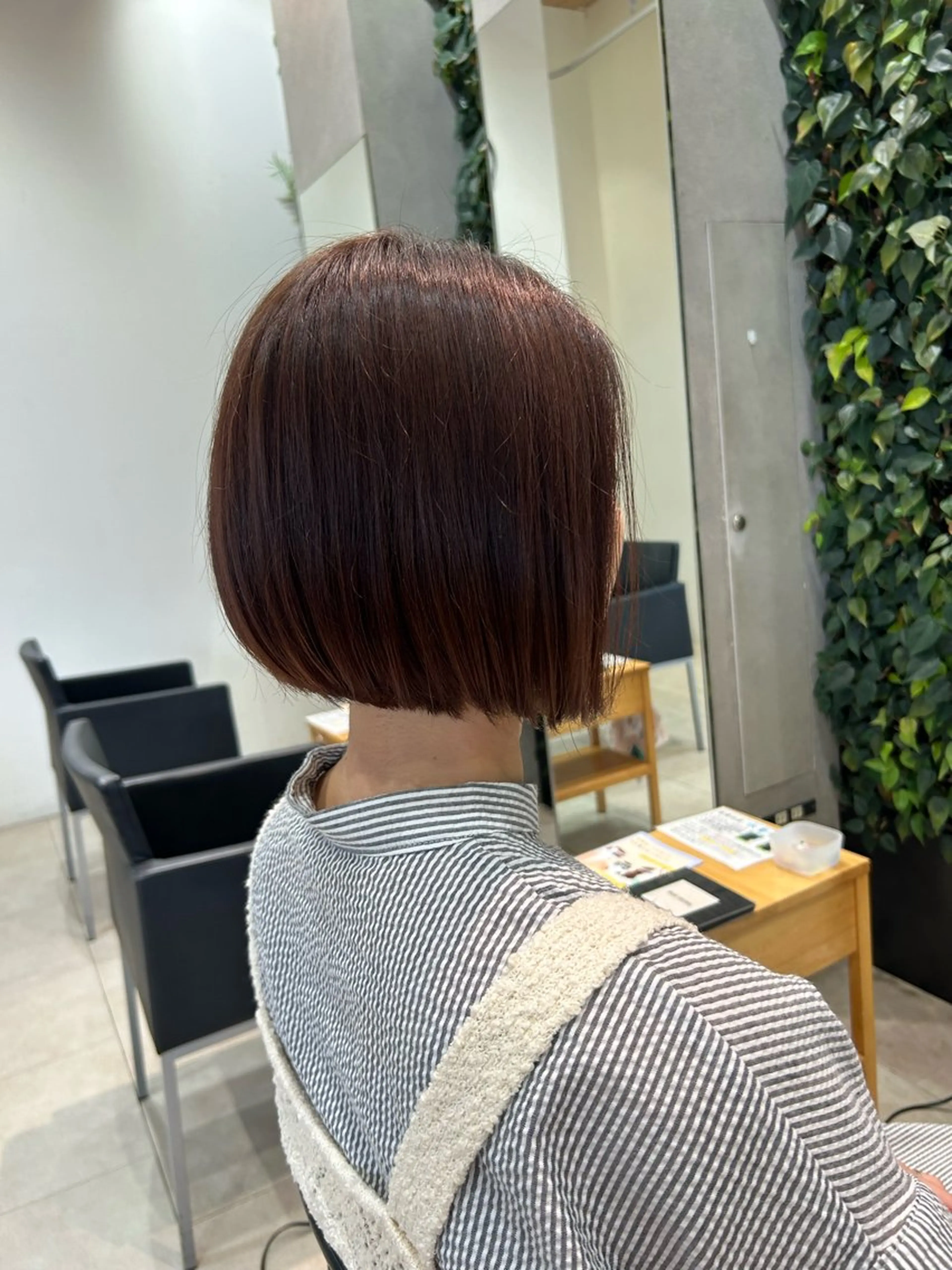 ショート 切りっぱなしボブ ボブ Lolonois 森ノ宮【 yui 】のヘアスタイル