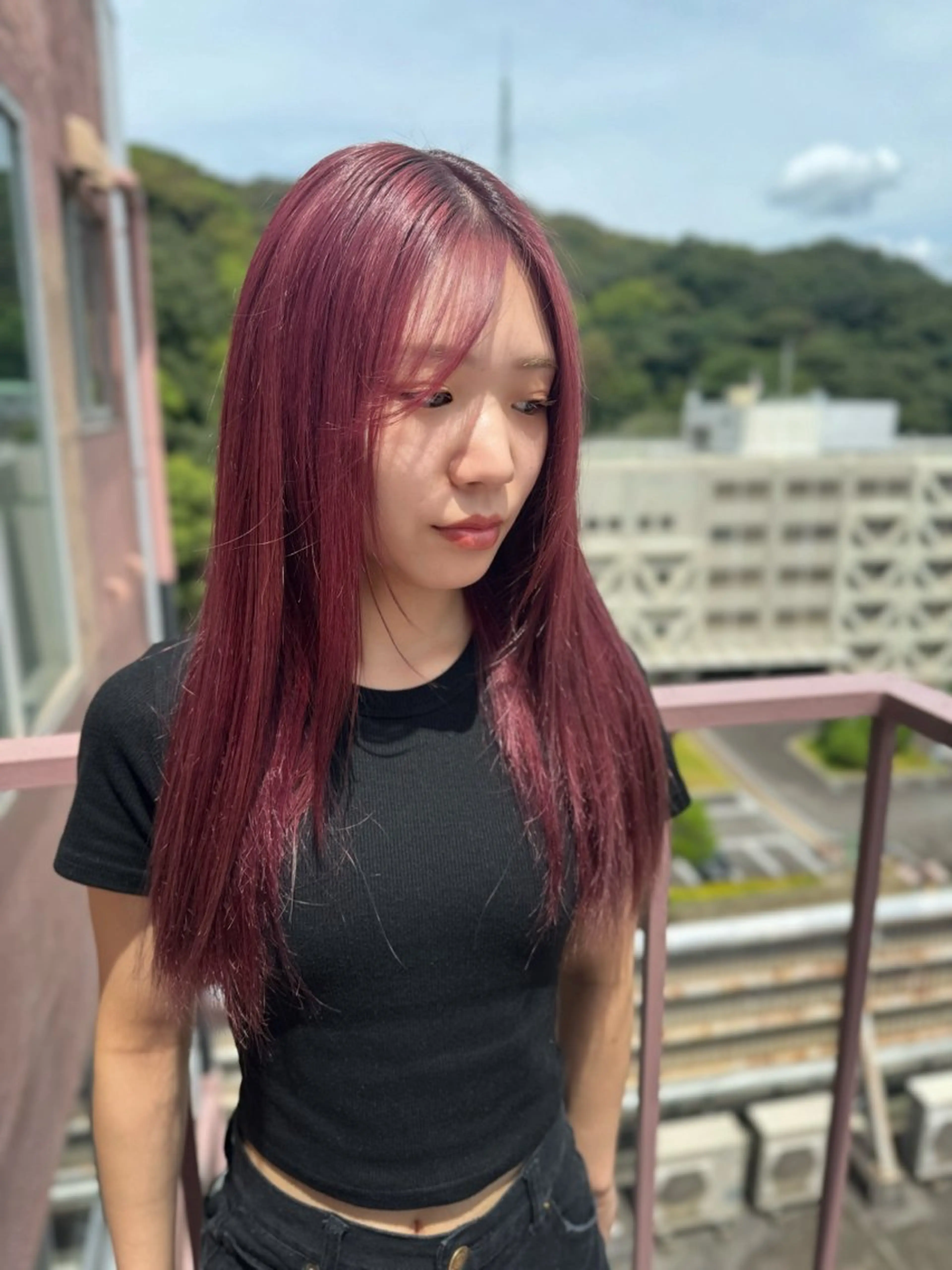 ロング カラー ブリーチ レッドカラー ヘアカラー Viage （ビアージュ）のヘアスタイル