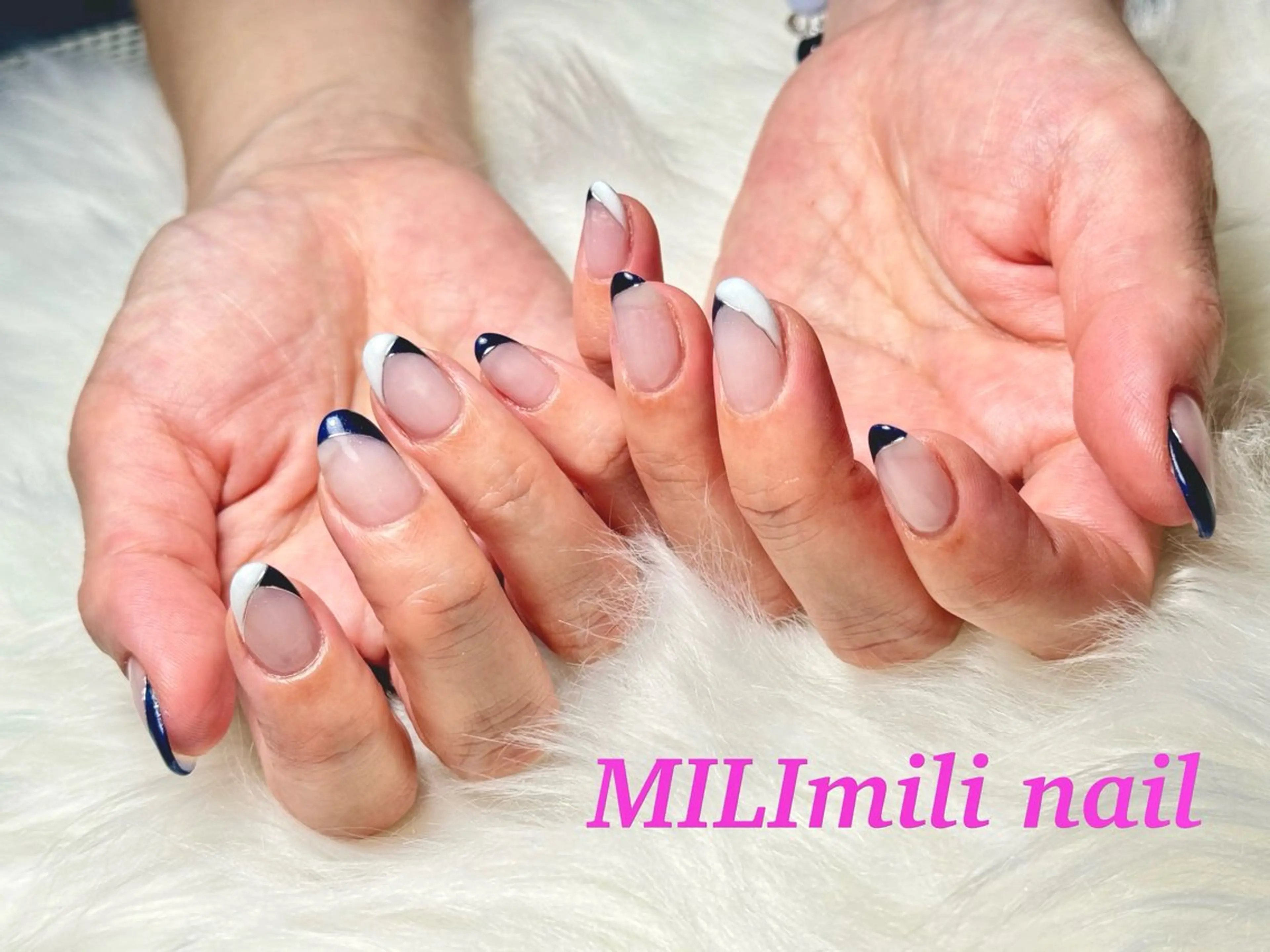 ネイル ダブルフレンチ フレンチネイル ジェルネイル ミラーネイル ネイビー ハンドネイル MILImili nailのネイルデザイン