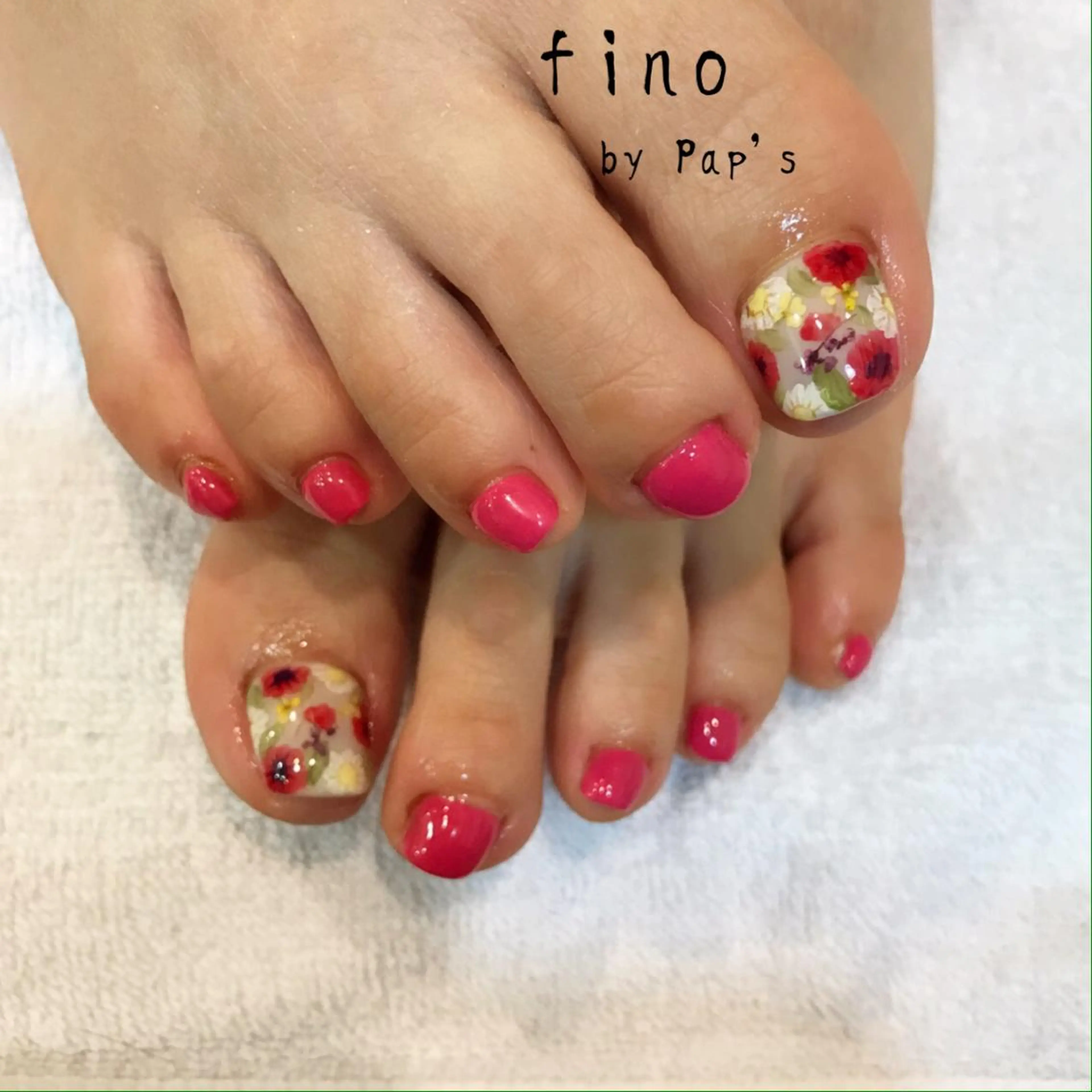 ネイル fino by Pap's所属・西畠 真由美のネイルデザイン
