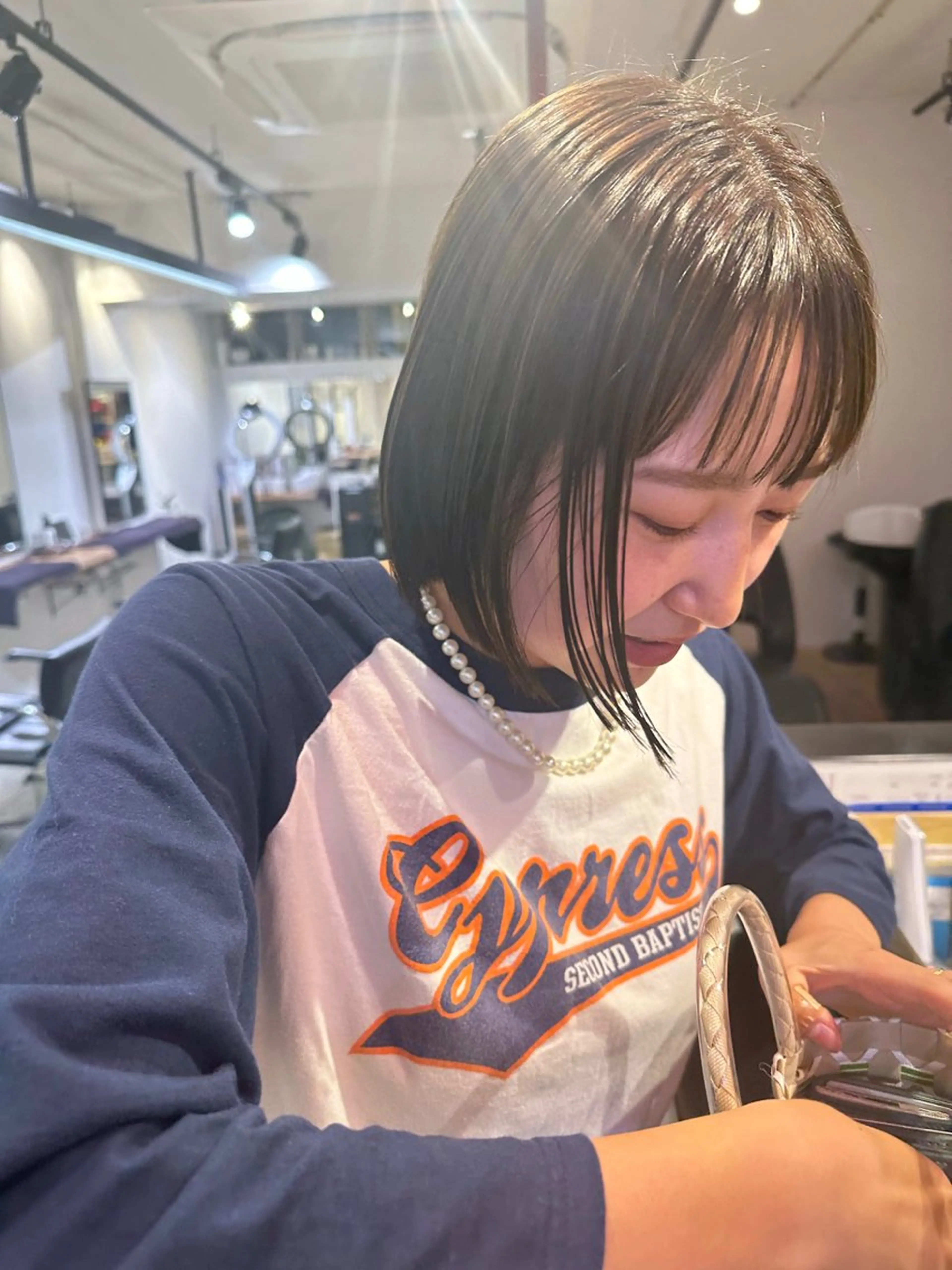 ミディアム カット VOICE所属・MIRI MIRIのヘアスタイル