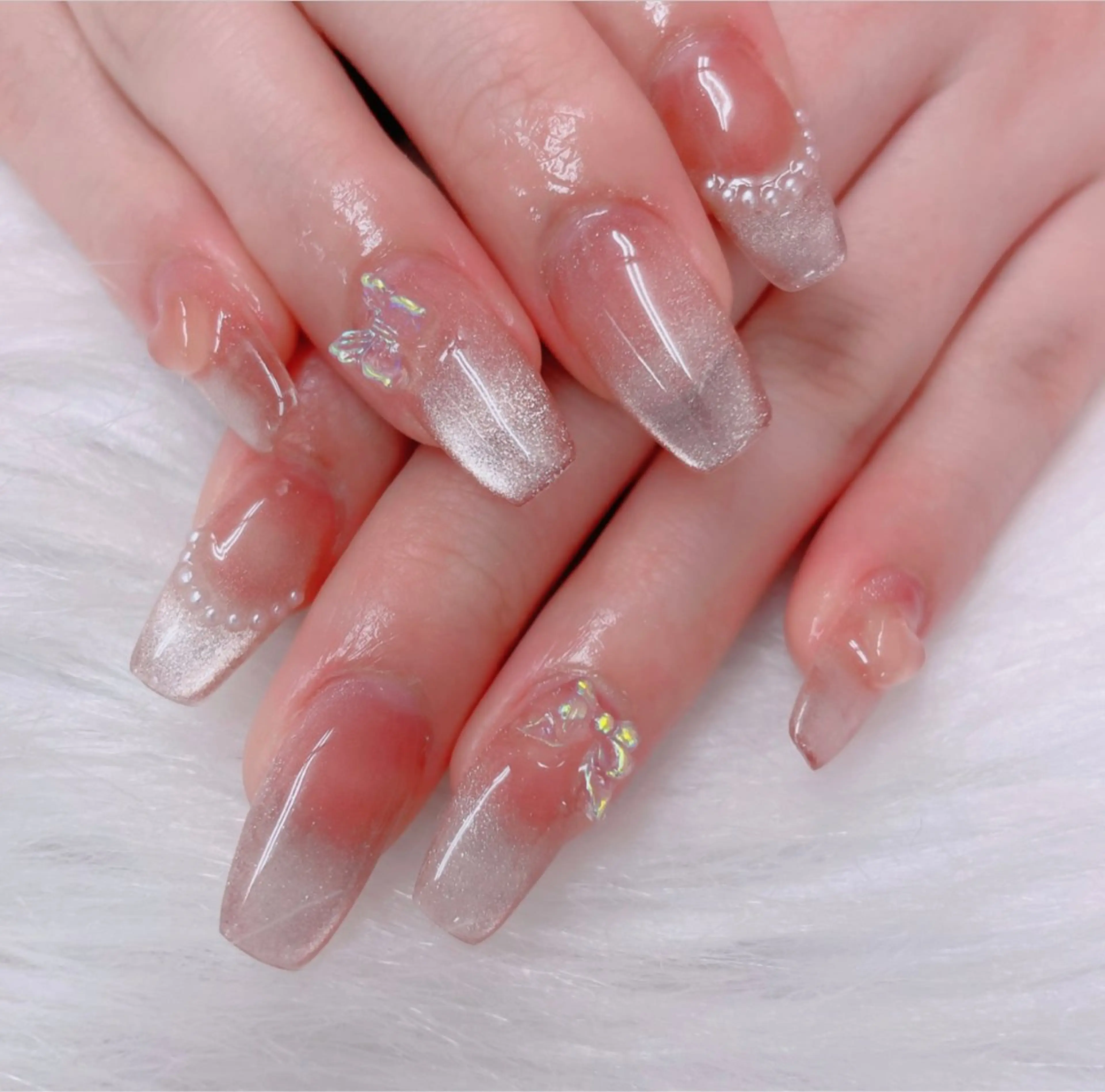 ネイル ジェルネイル ハート 韓国ネイル ニュアンスネイル パラジェル Niko nailサロンのネイルデザイン