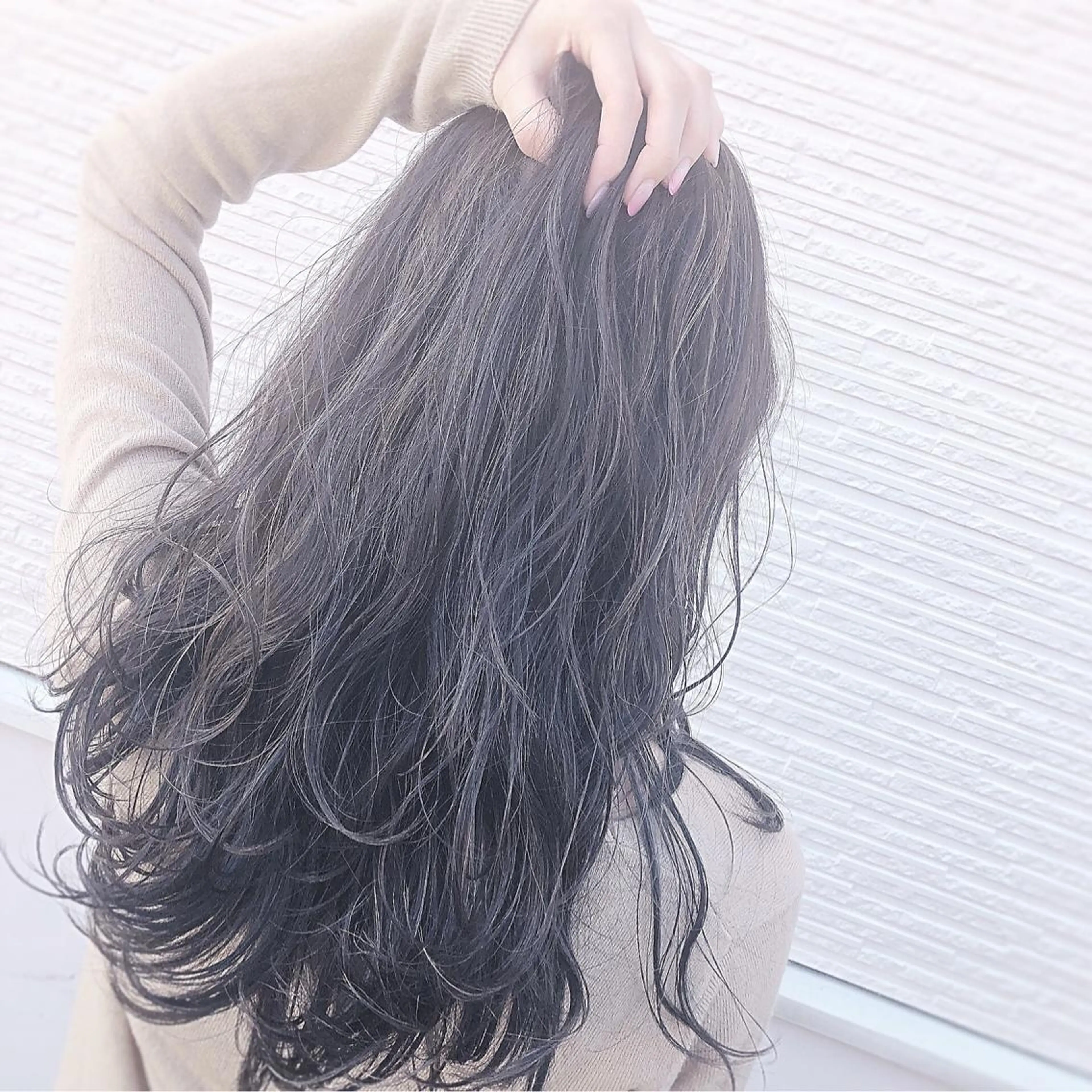 セミロング カラー ハイライトカラー ハイライト ヘアカラー トリートメント 名畑 裕貴のヘアスタイル