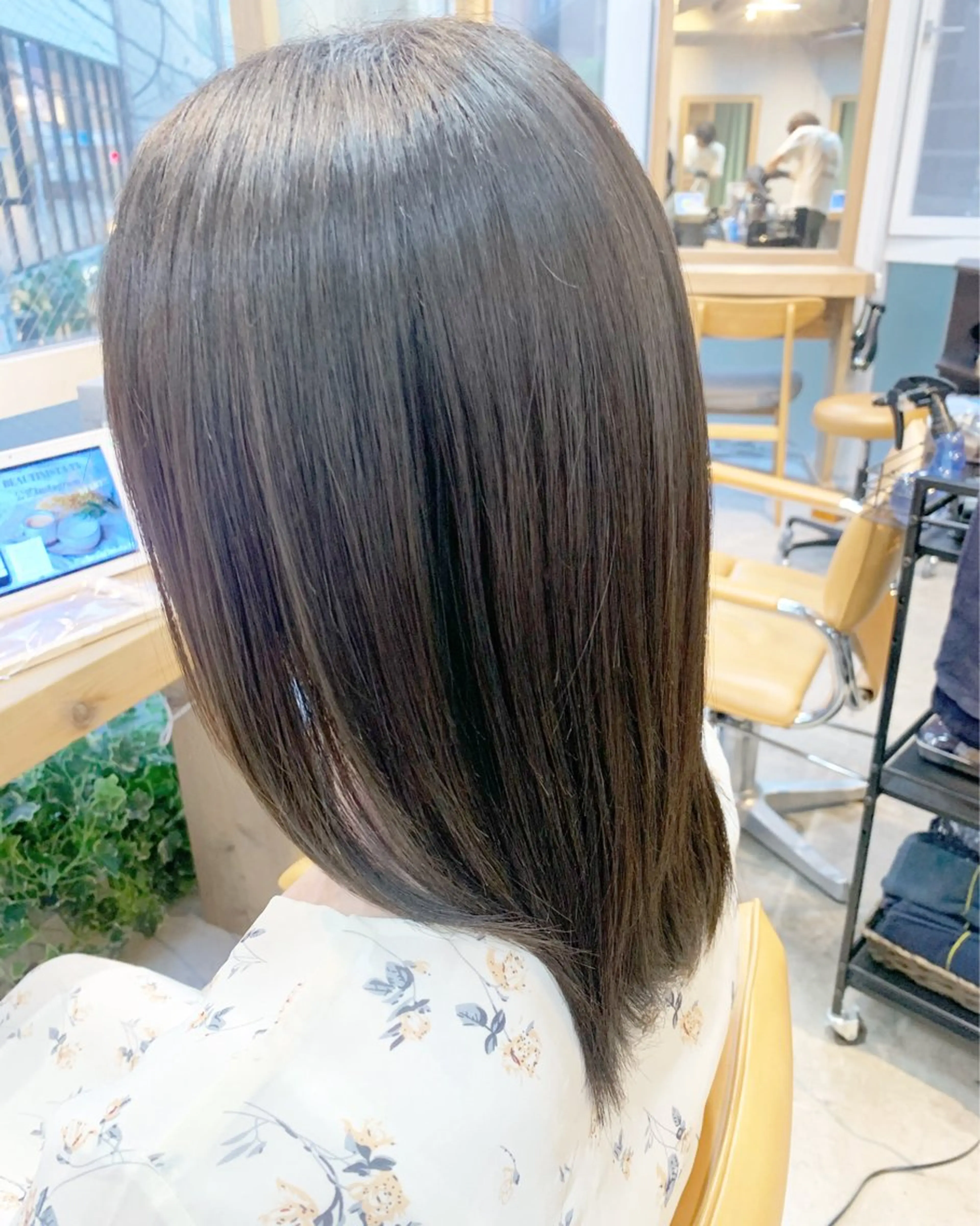 ミディアム トリートメント KANA /眉毛/メンズヘアの眉毛・アイブロウイメージ