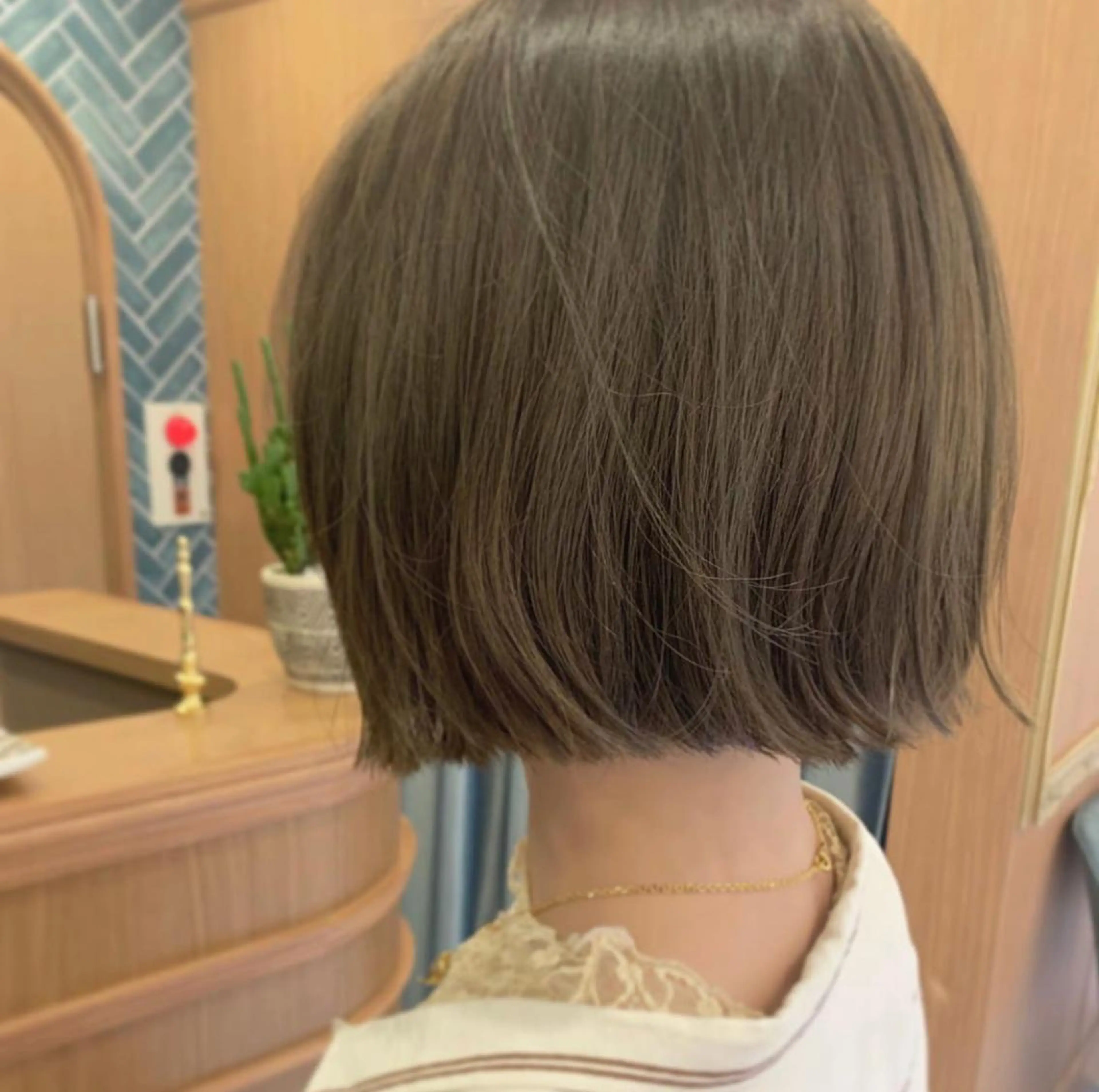 ショート カラー La fith liebe 京都駅前店所属・🌈ブリーチ特化🌈 MINATOのヘアスタイル