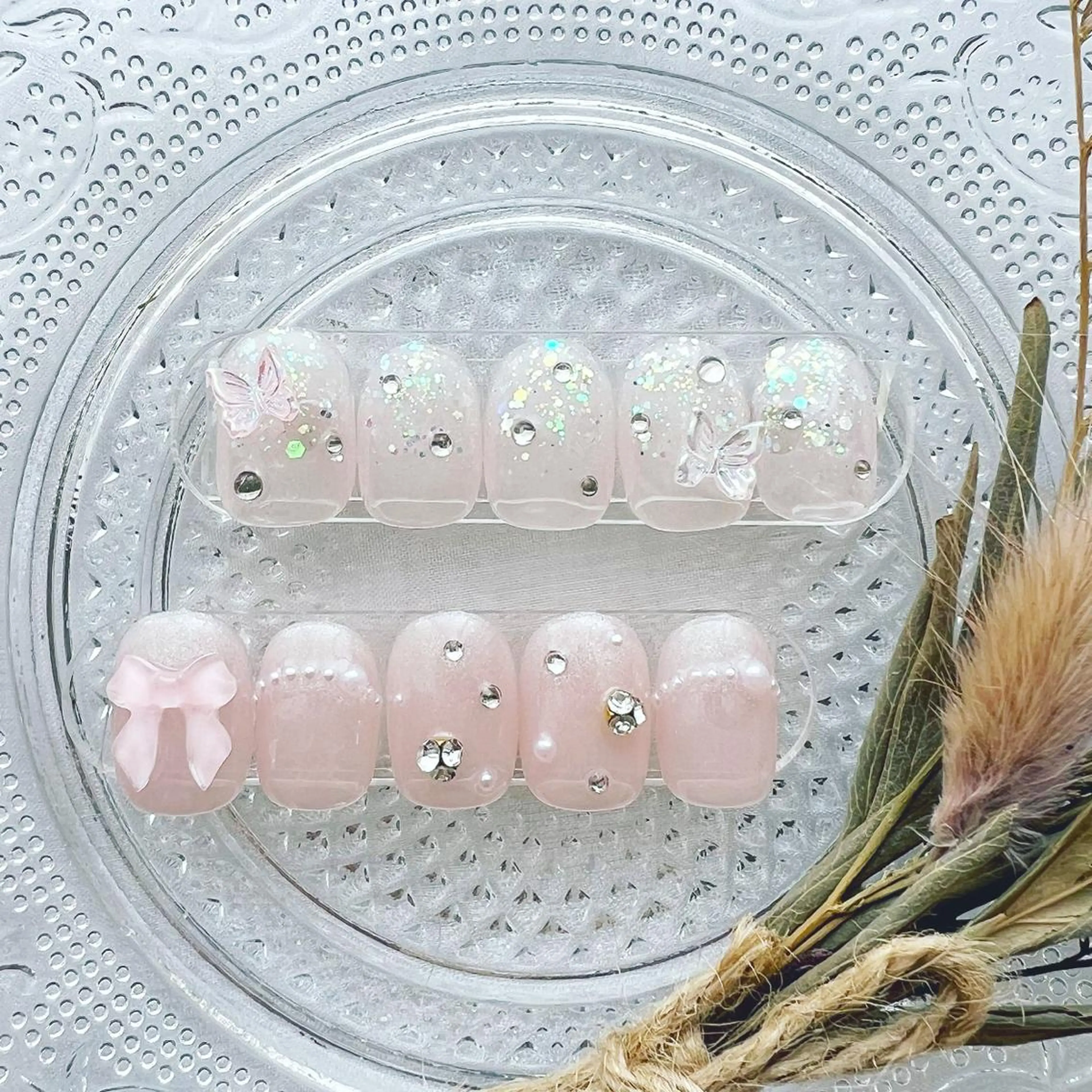 ネイル グラデーション ラメ(グリッター) ニュアンスネイル ピンク リボン peaberry nailのネイルデザイン