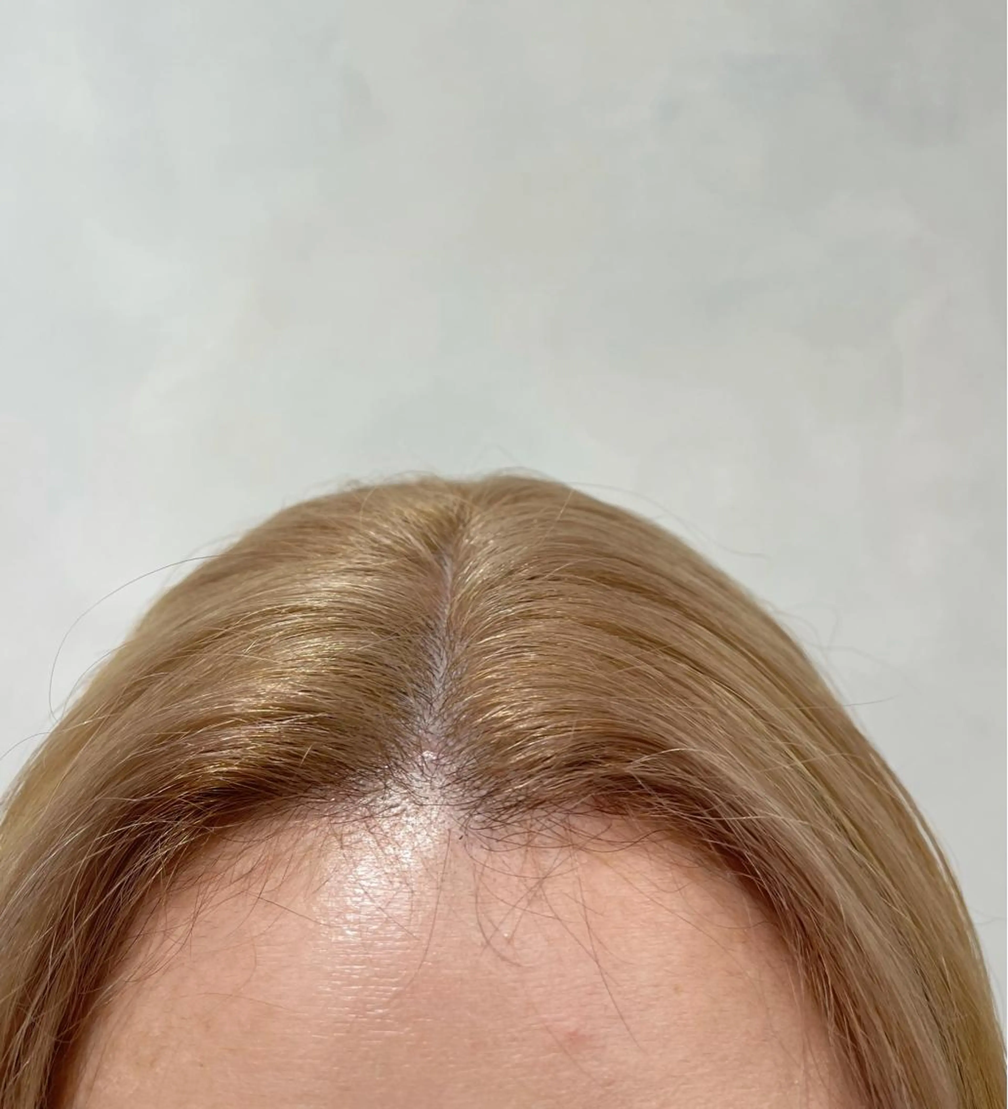 セミロング カラー ベージュカラー ブリーチ ブロンド ブロンドベージュ ヘアカラー トリートメント 🦋レイヤーカット ミドリカワ🦋のヘアスタイル