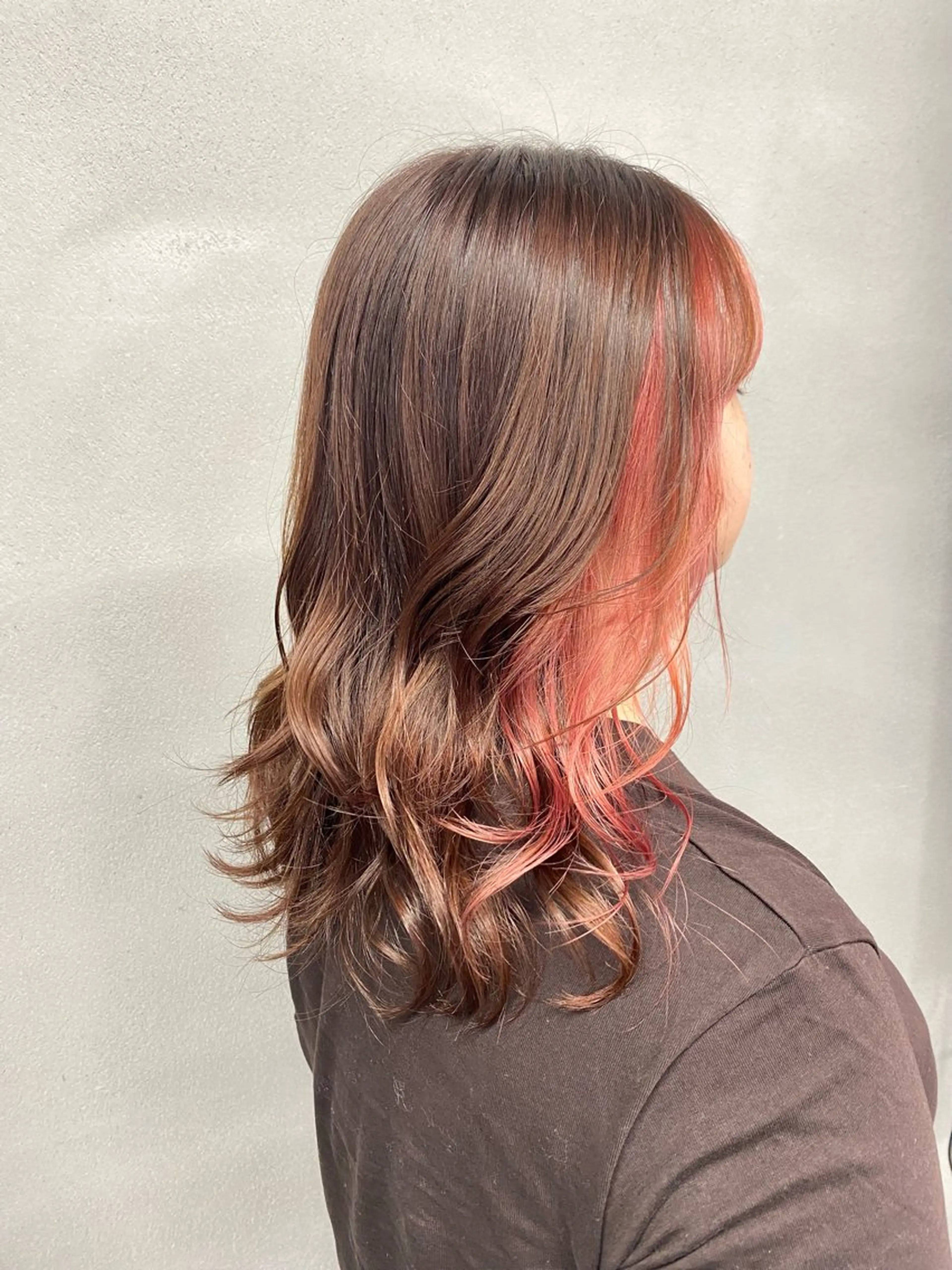 ロング カラー ロングレイヤー ミストバング ブリーチ 透明感カラー デザインカラー カット ヘアカラー 柏 デザインカラー/ レイヤー🐣シオリのヘアスタイル