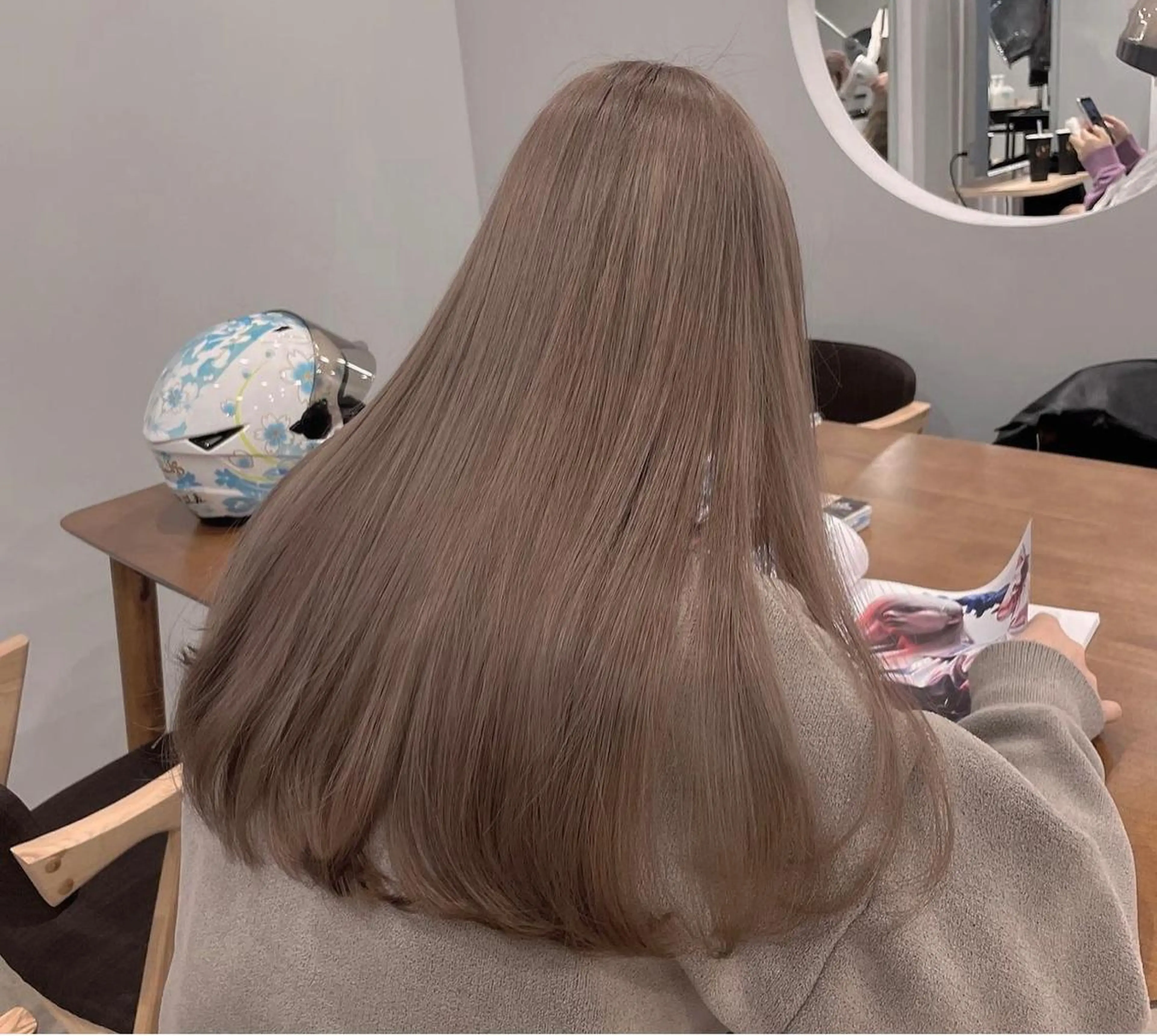 ロング カラー ヘアカラー トリートメント THESALONS所属・🤍ブリーチカラー /寄田龍樹🤍のヘアスタイル